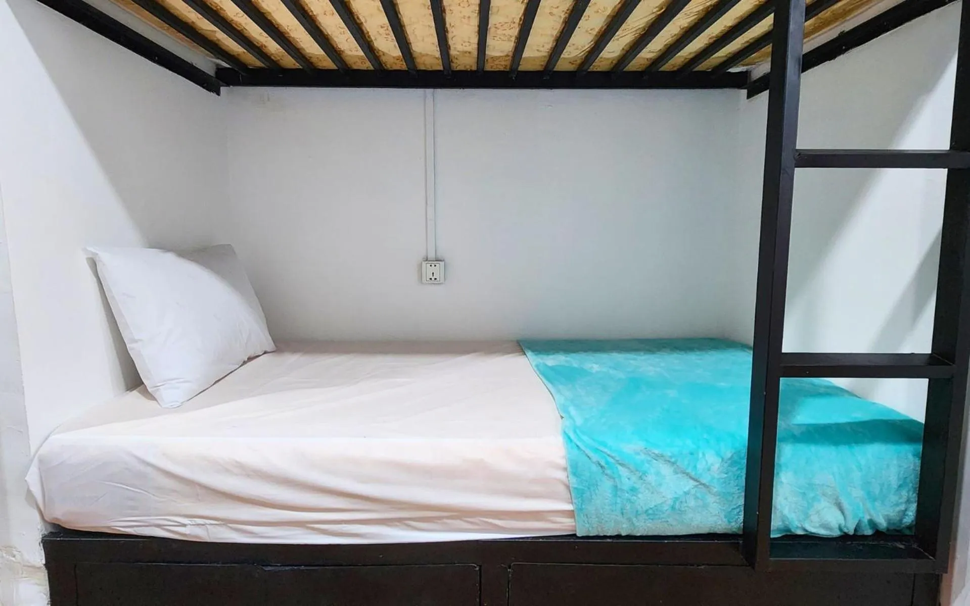 Bed in Mad Monkey Koh Rong