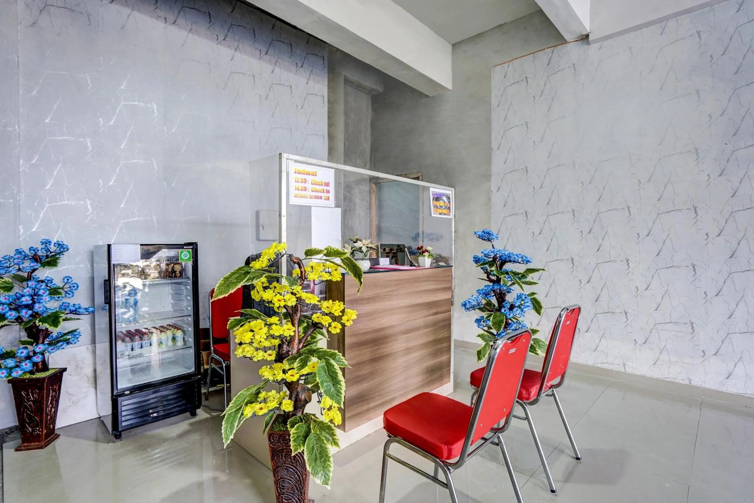 Lobby or reception in Super OYO Capital O 92506 K1 Residence Gedangan