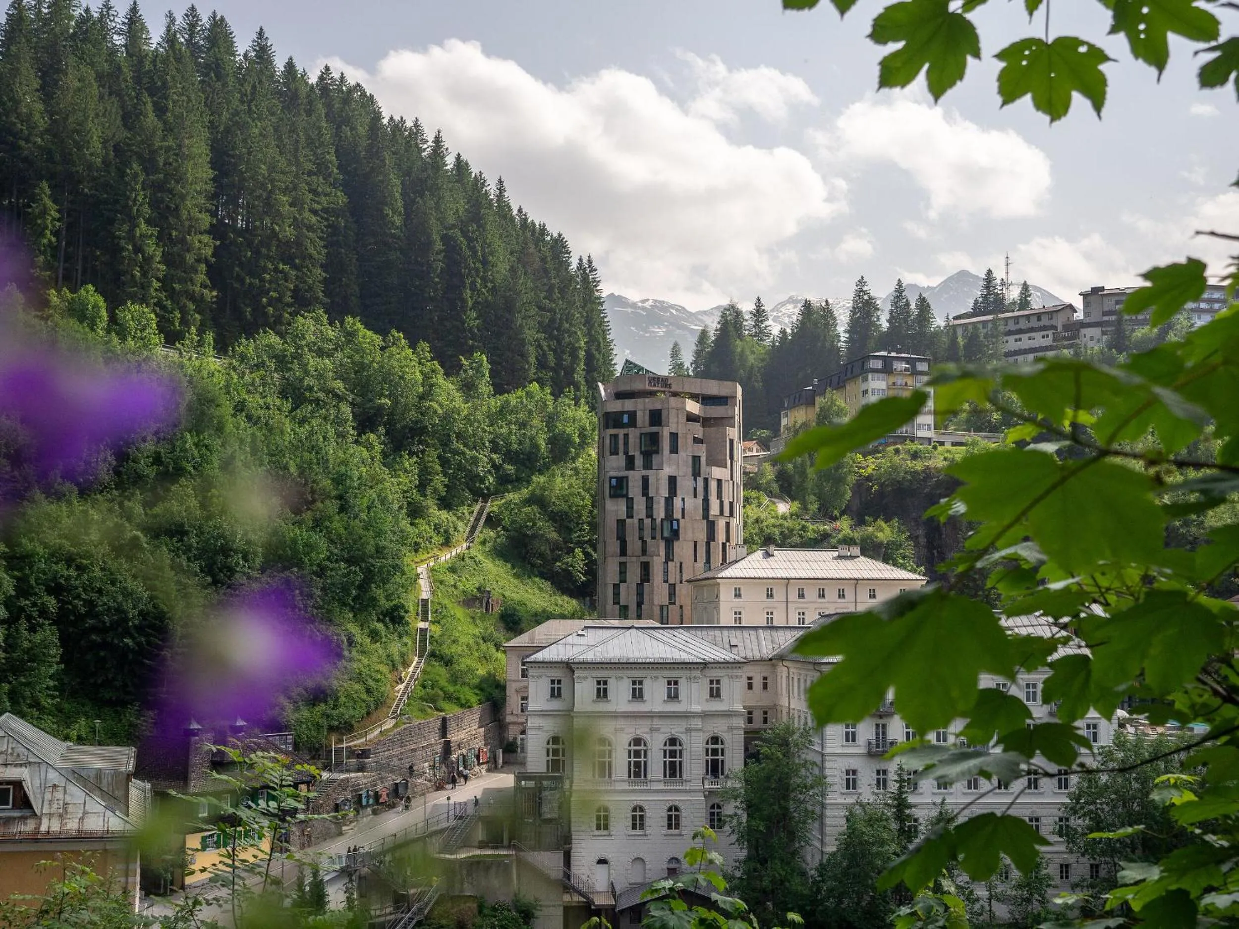Urban Nature Bad Gastein - Badeschloss
