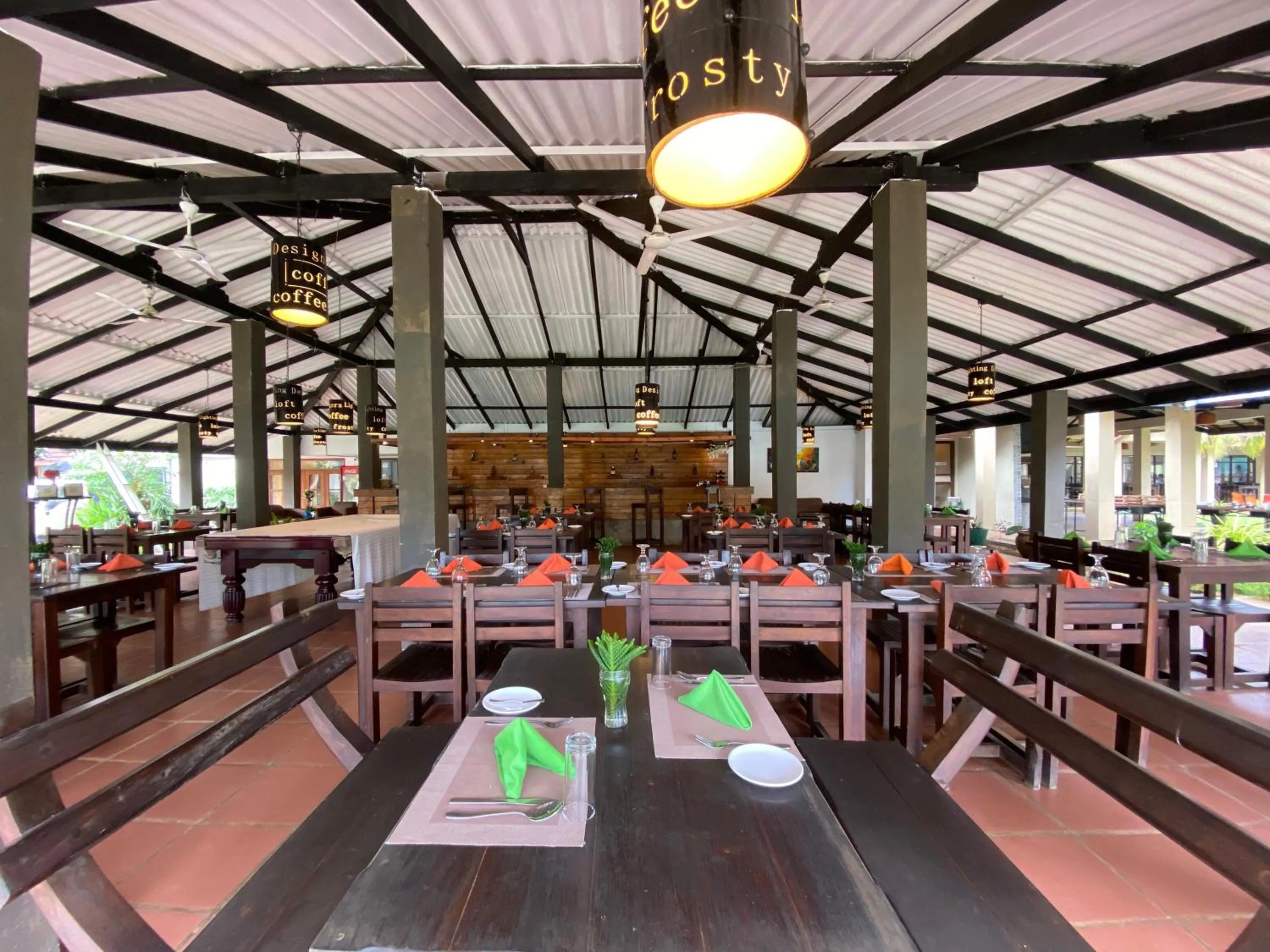 Restaurant/places to eat in Carolina Beach Resort & Spa