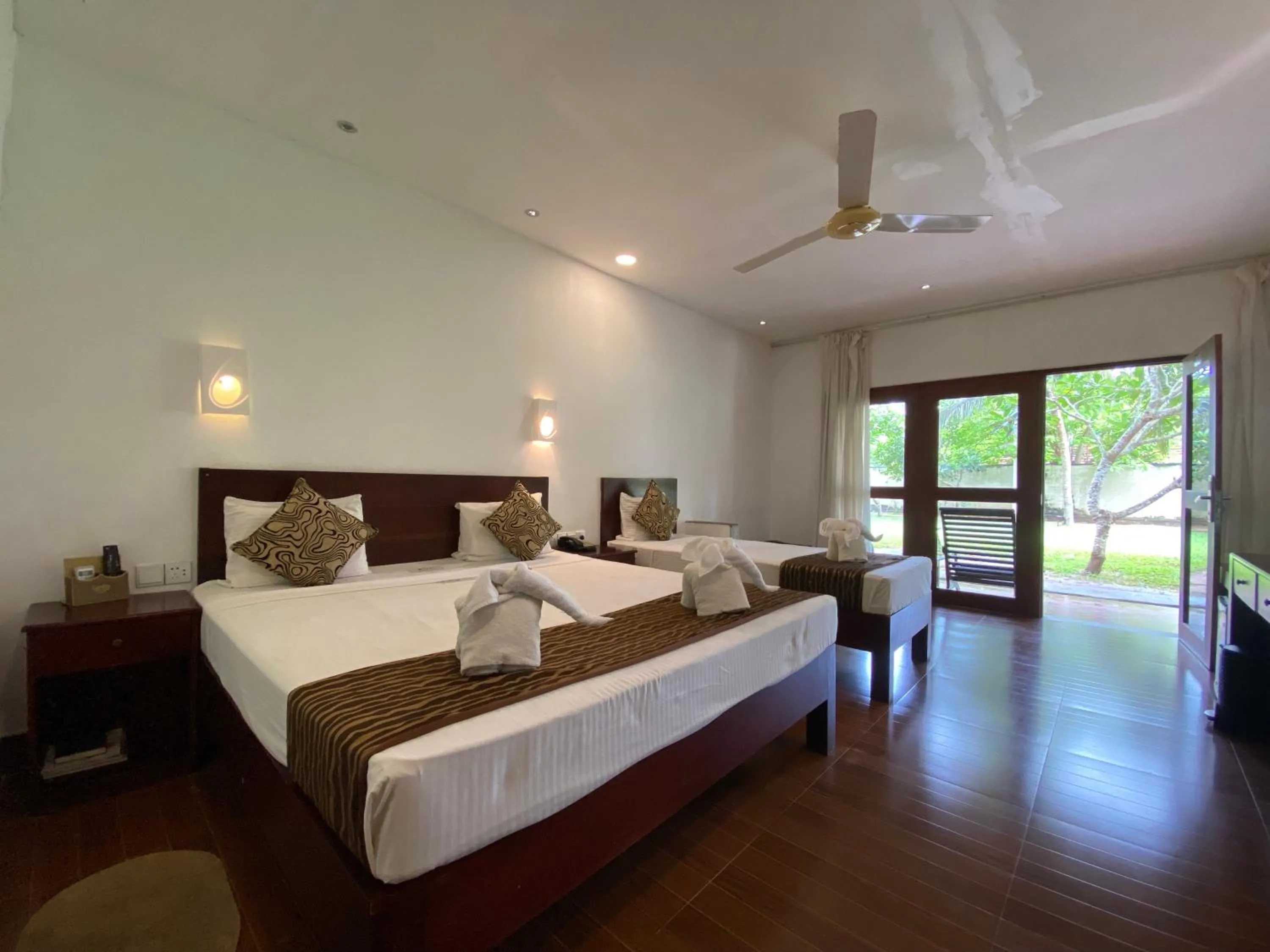 Bed in Carolina Beach Resort & Spa