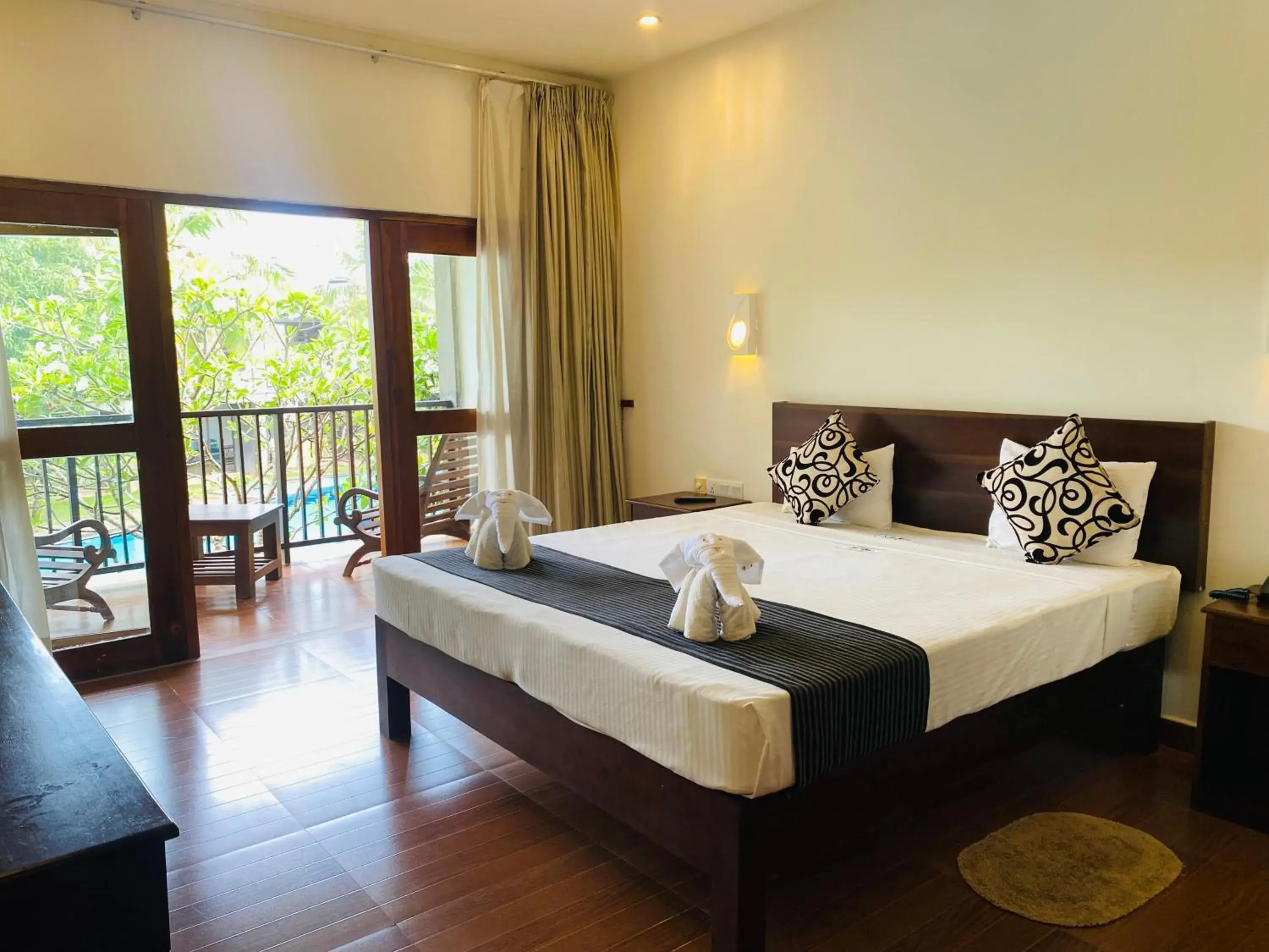 Deluxe Double Room - single occupancy in Carolina Beach Resort & Spa Deluxe Double Room - single occupancy in Carolina Beach Resort & Spa