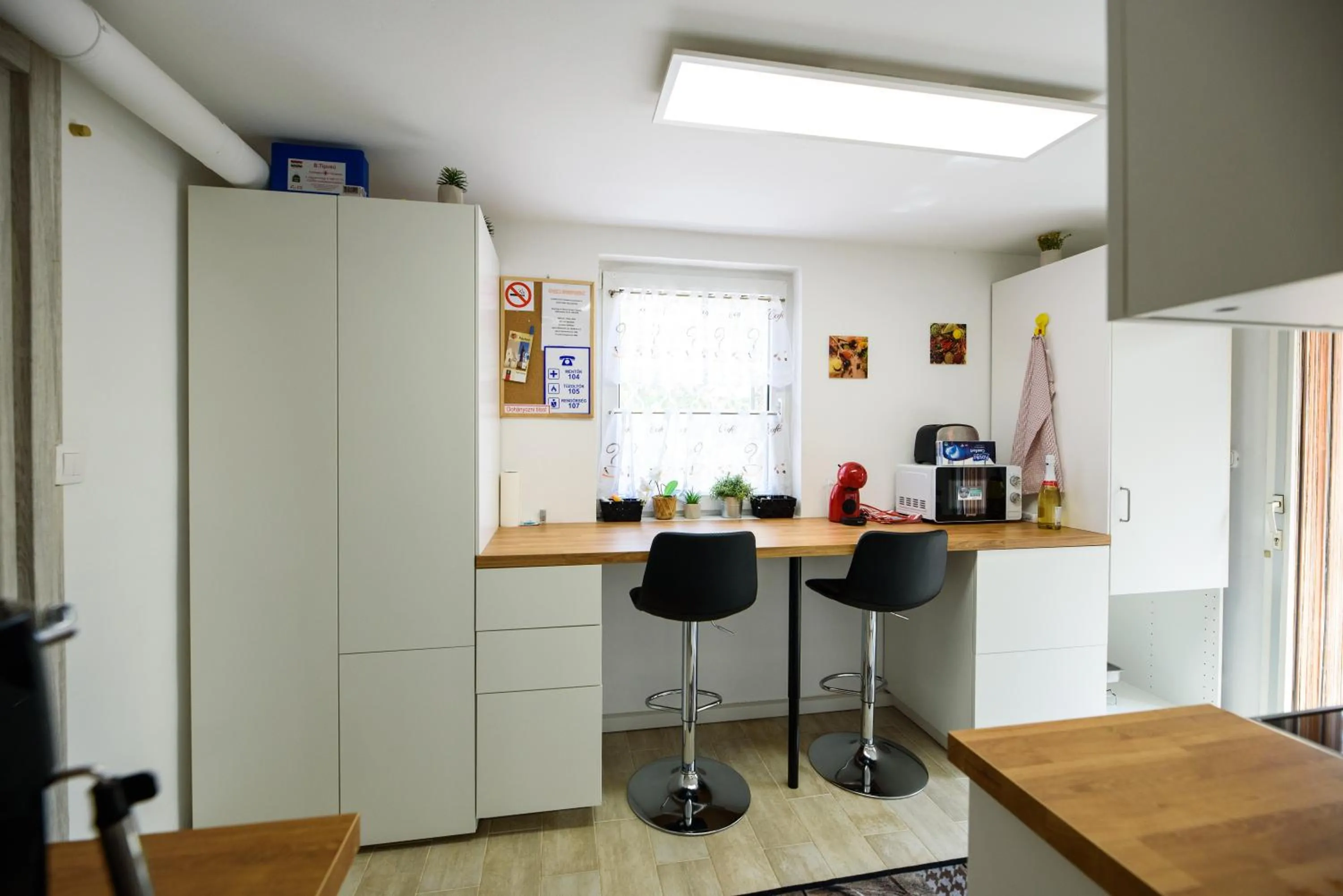 kitchen in Emili Apartman Ráckeve
