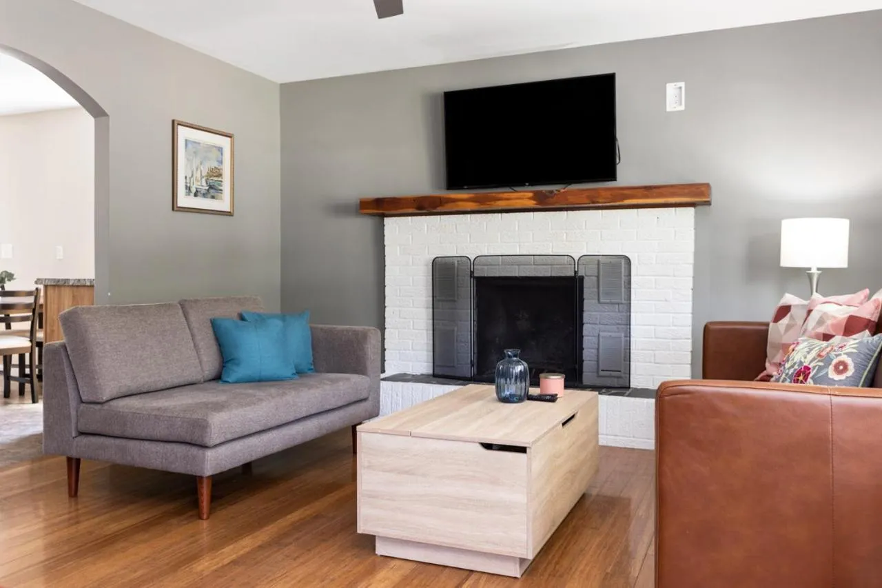 Waynesboro home near Wintergreen Charlottesville