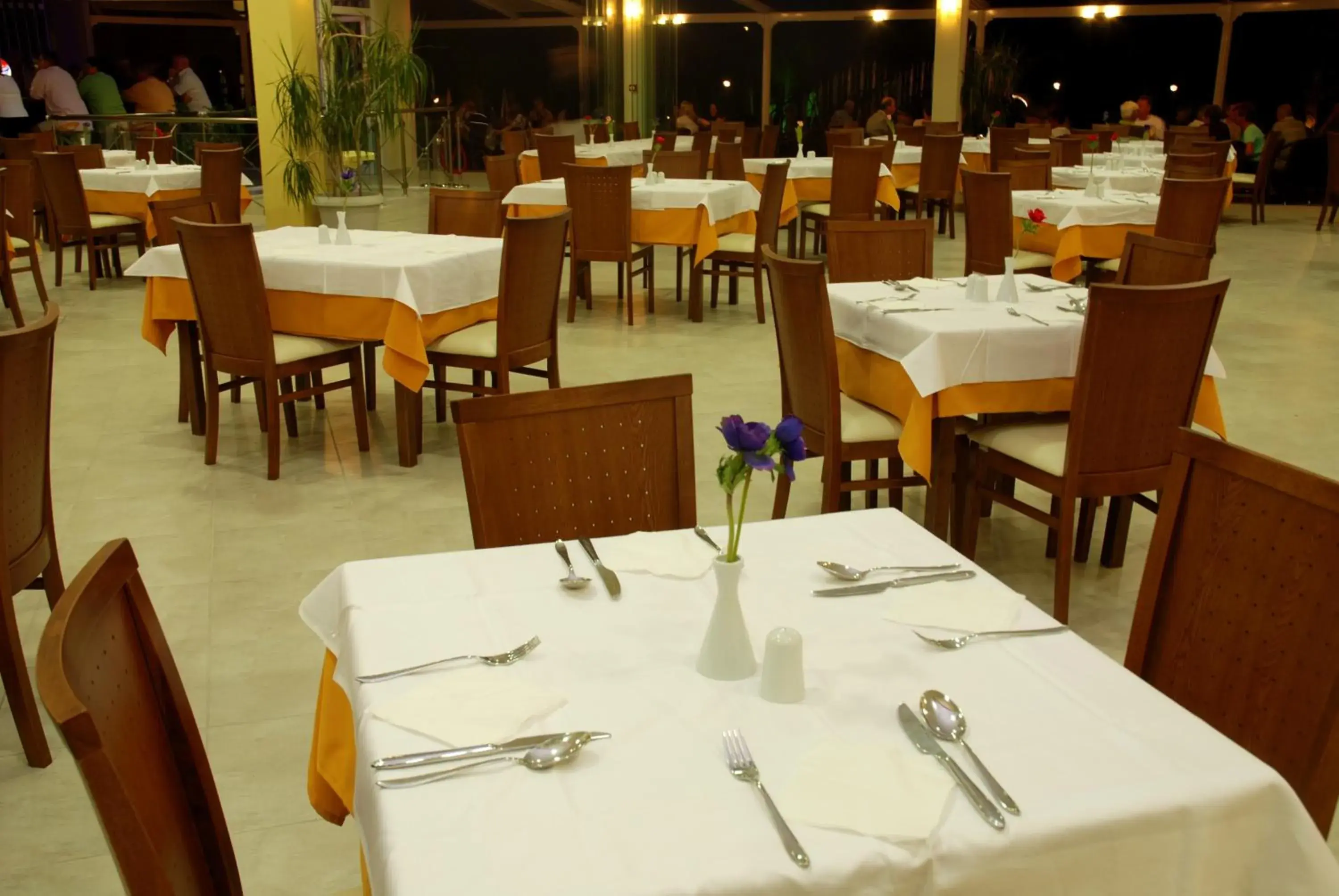 Restaurant/places to eat in Majestic Hotel & Spa Restaurant/places to eat in Majestic Hotel & Spa