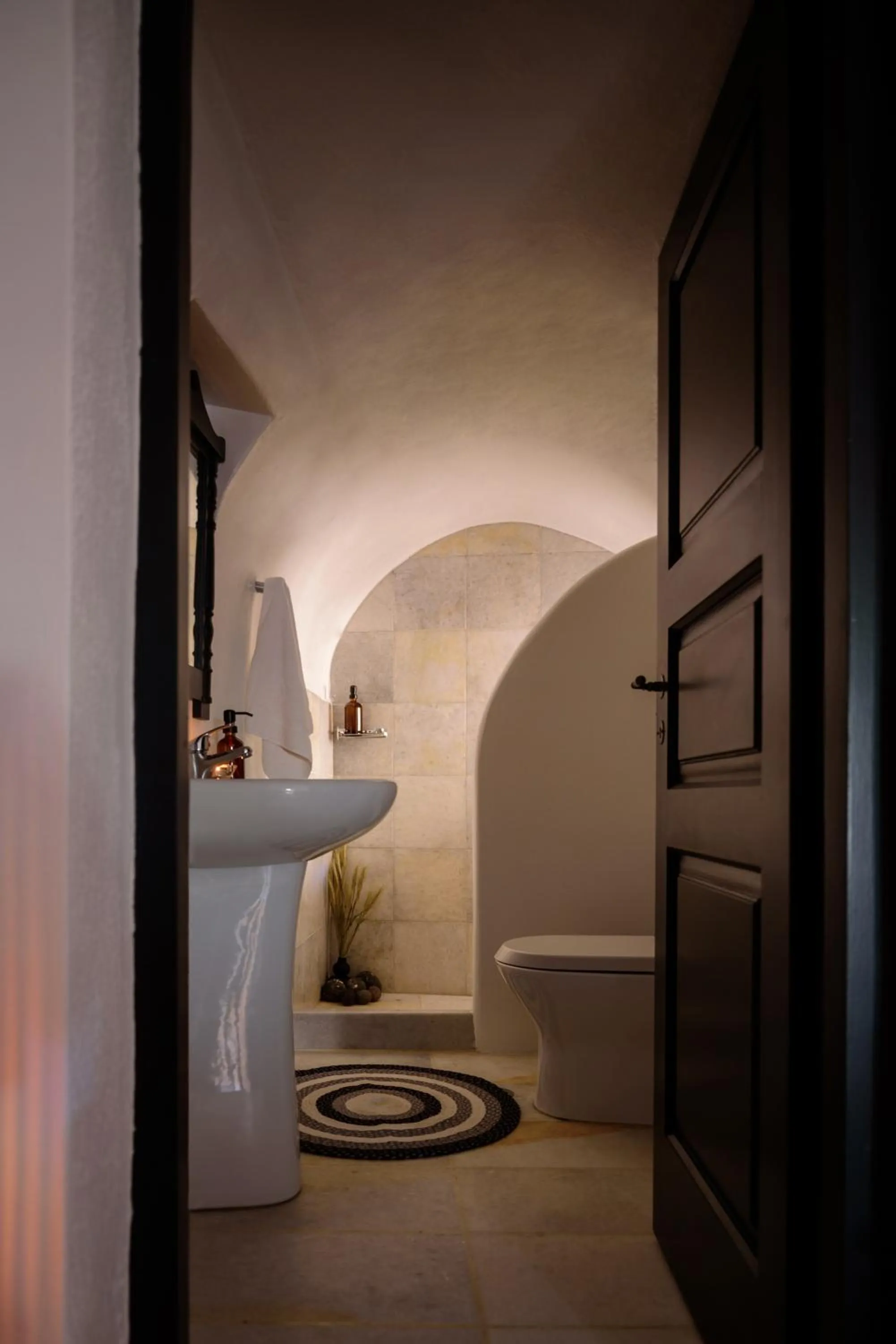 Bathroom in Firalia, Casa in Rock Suites