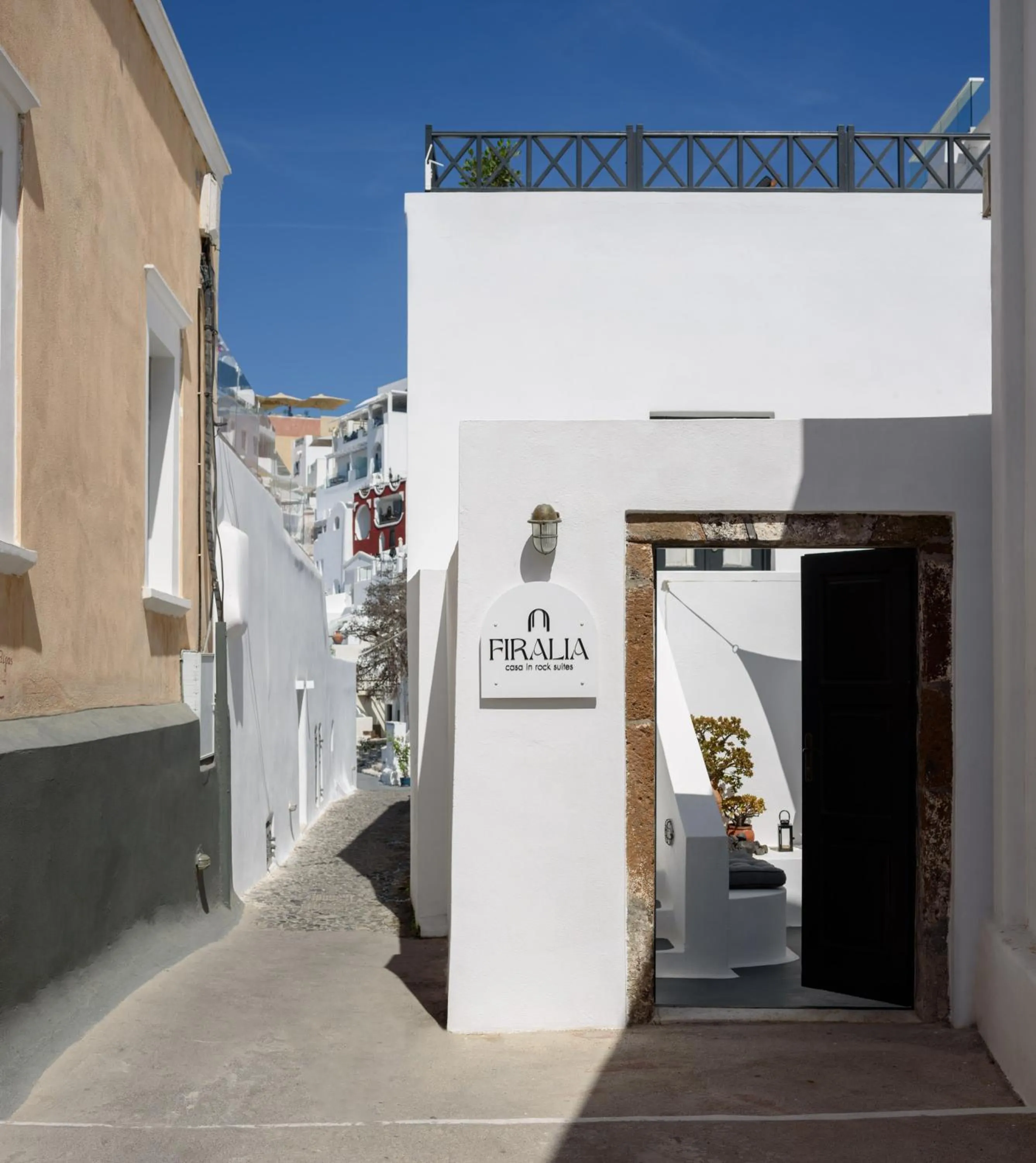 Property building in Firalia, Casa in Rock Suites