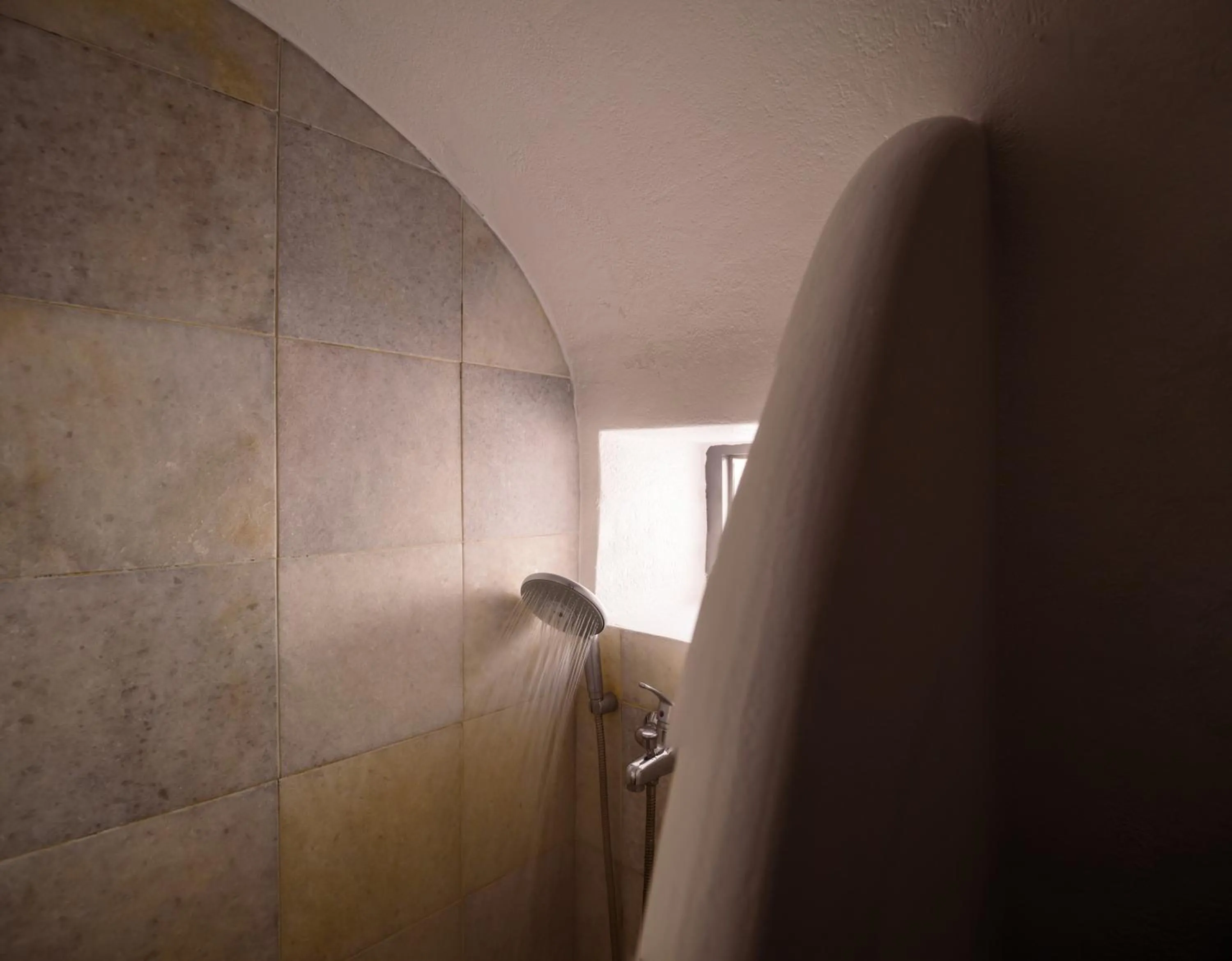 Shower in Firalia, Casa in Rock Suites