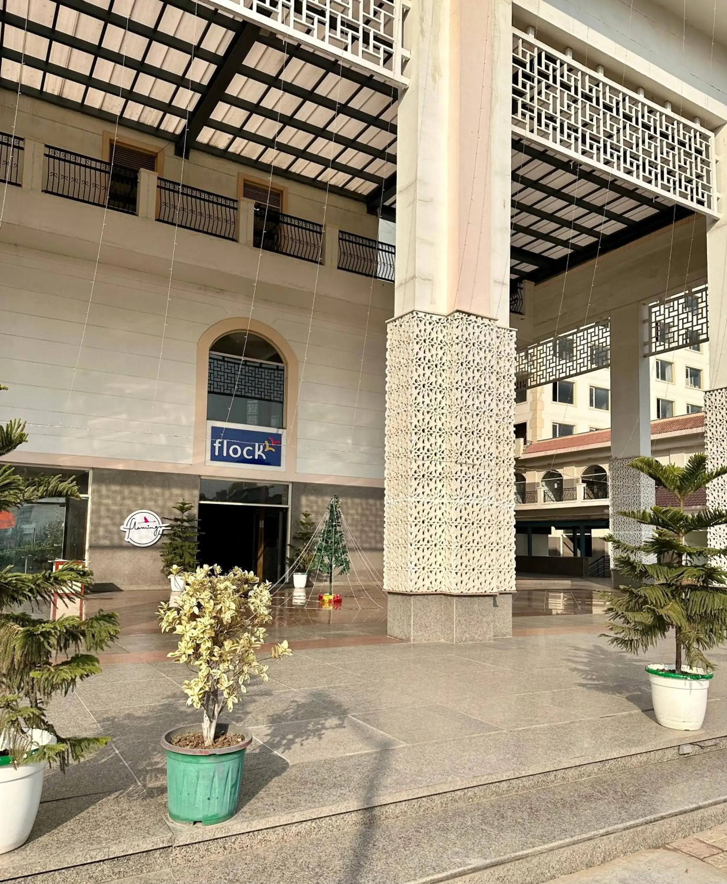 Property building in Flamingo Hotel Sector 67 I Studio Rooms I Gurgaon Property building in Flamingo Hotel Sector 67 I Studio Rooms I Gurgaon