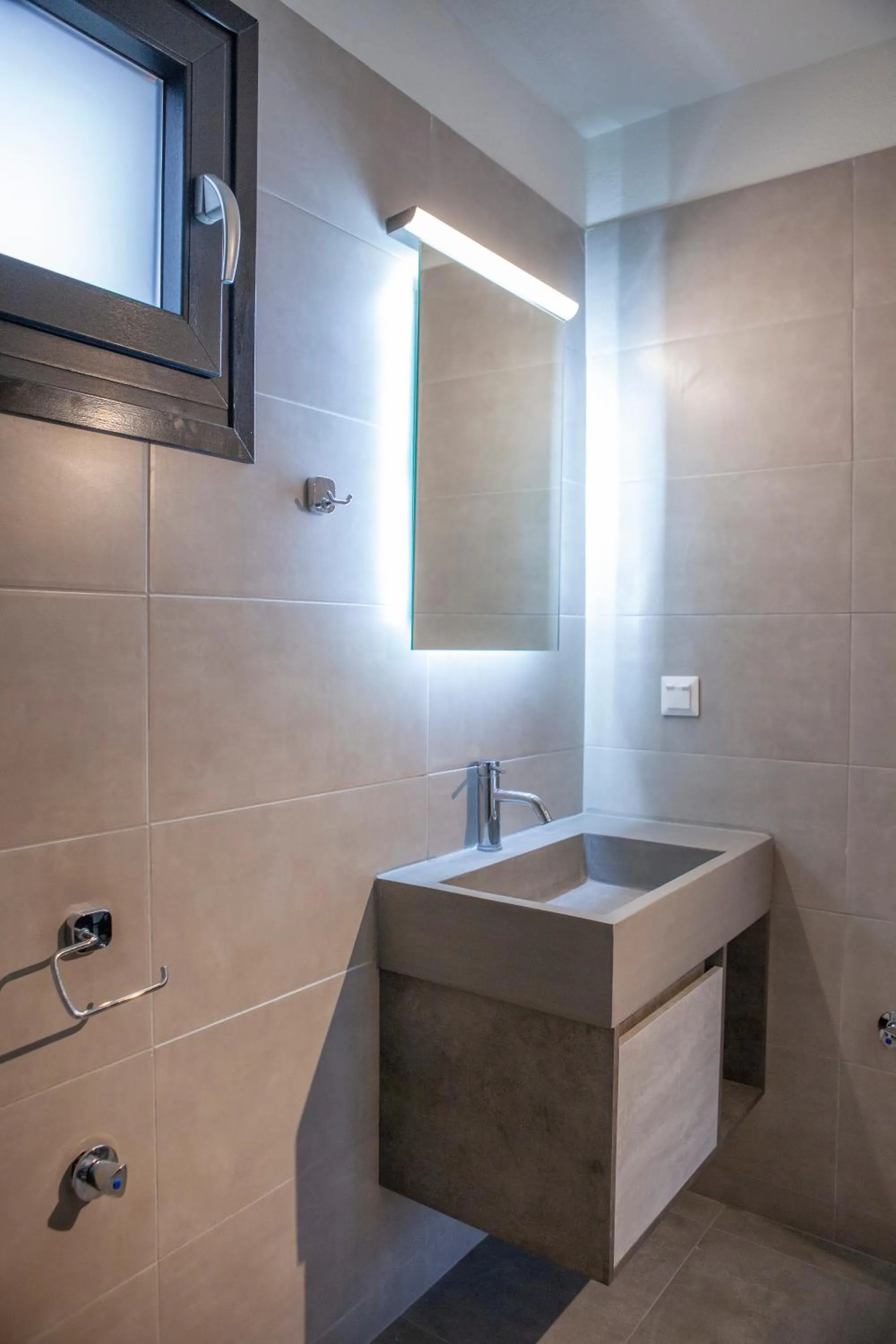 Bathroom in Aurora Suites
