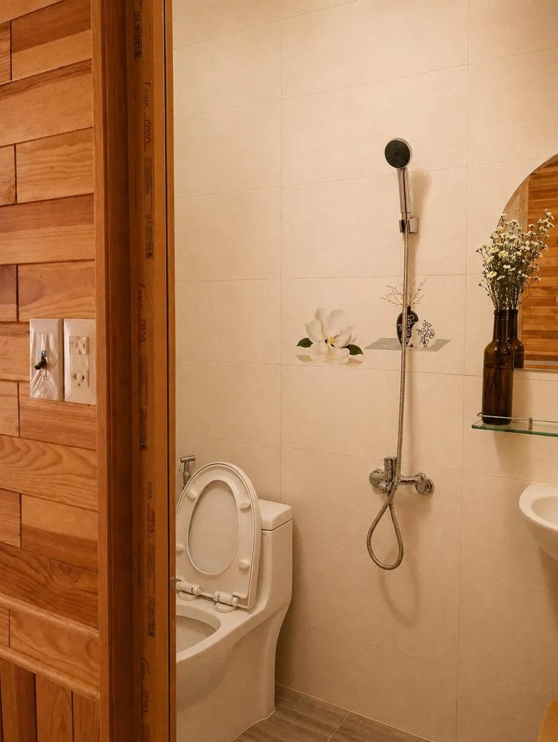 Toilet in Tomorrow Homestay Đà Lạt