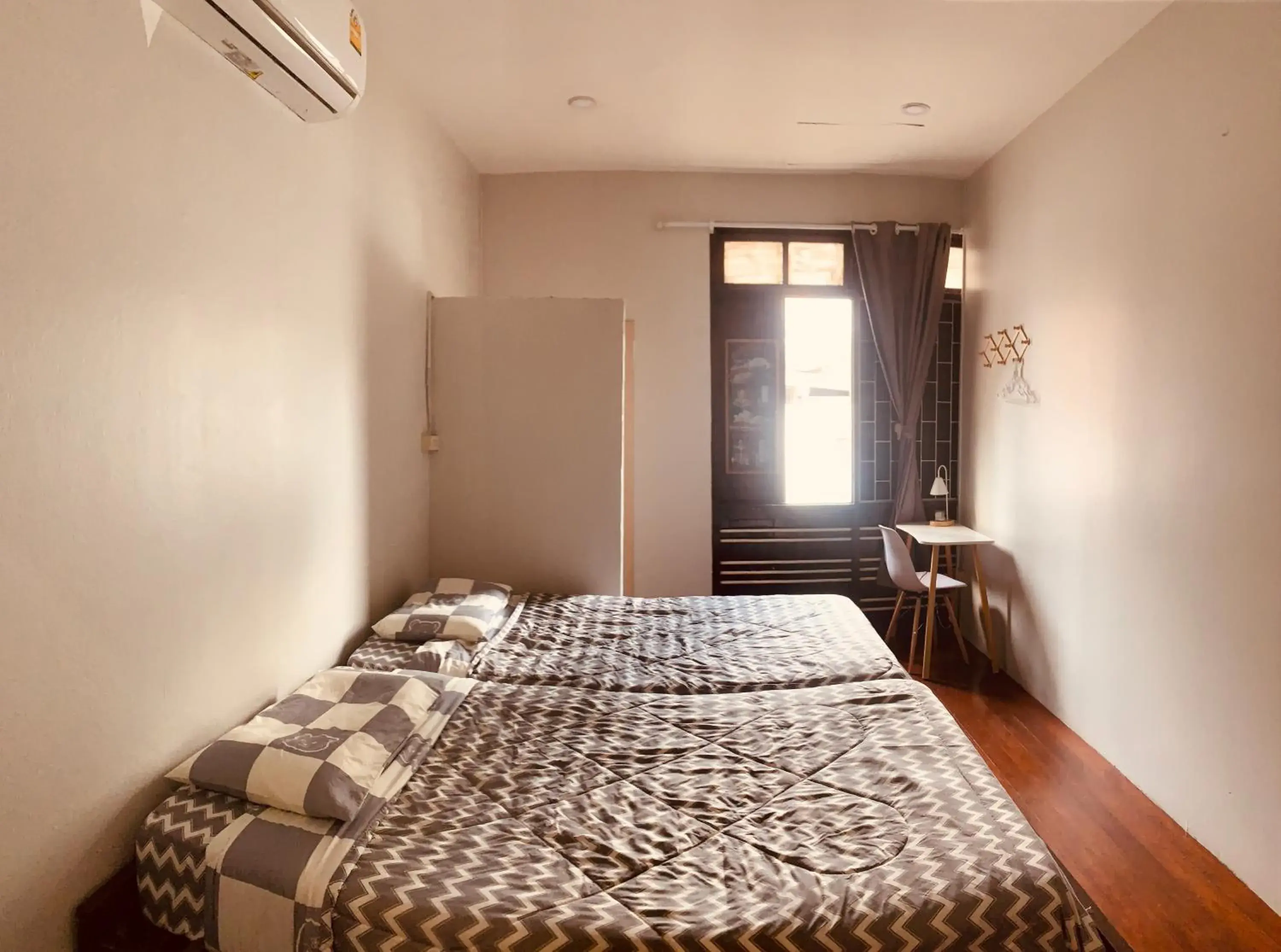 Photo of the whole room in Hostel Baan Ichi (一番庵) Photo of the whole room in Hostel Baan Ichi (一番庵)