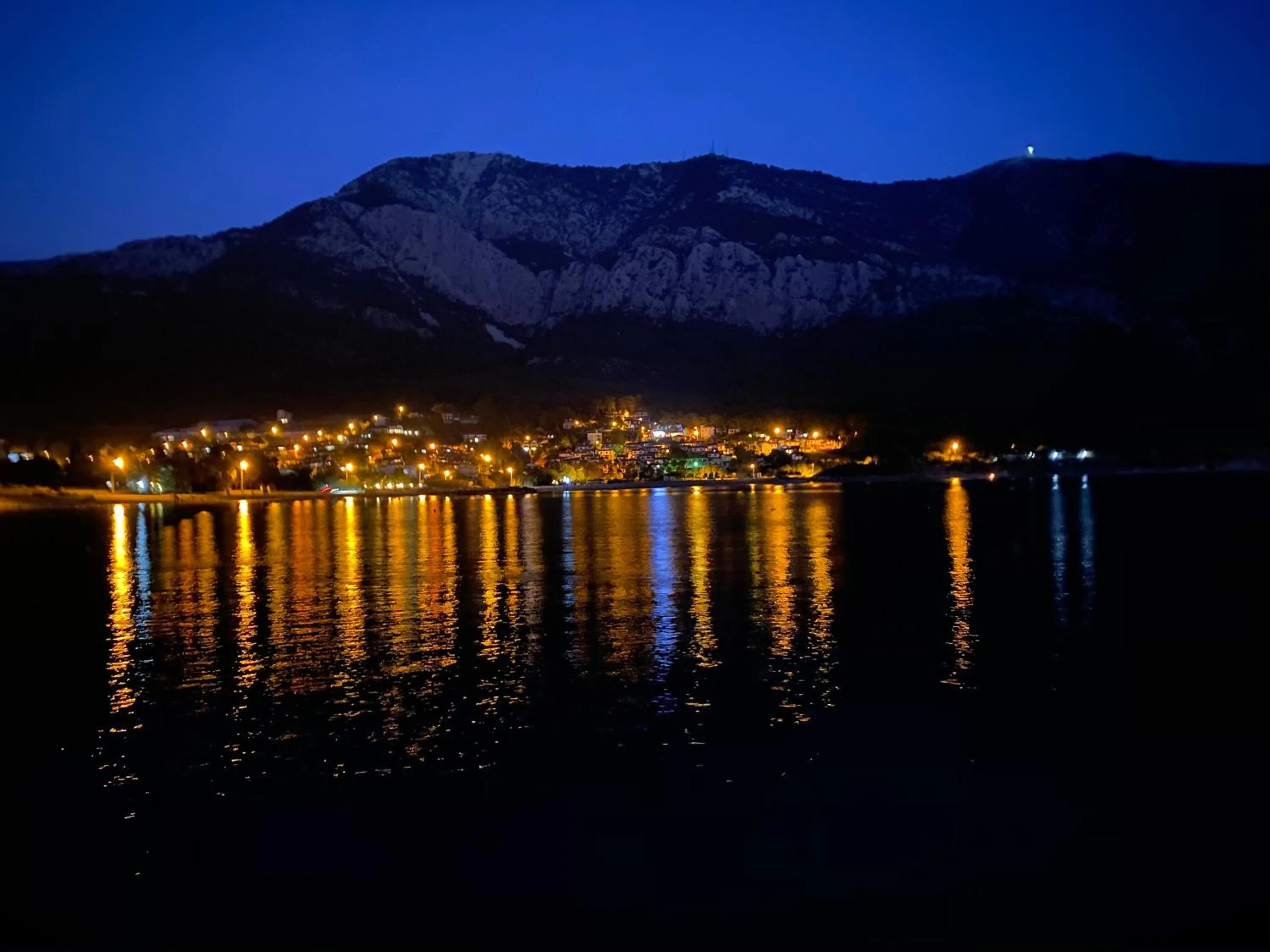 Night in Gelidonya Pansiyon