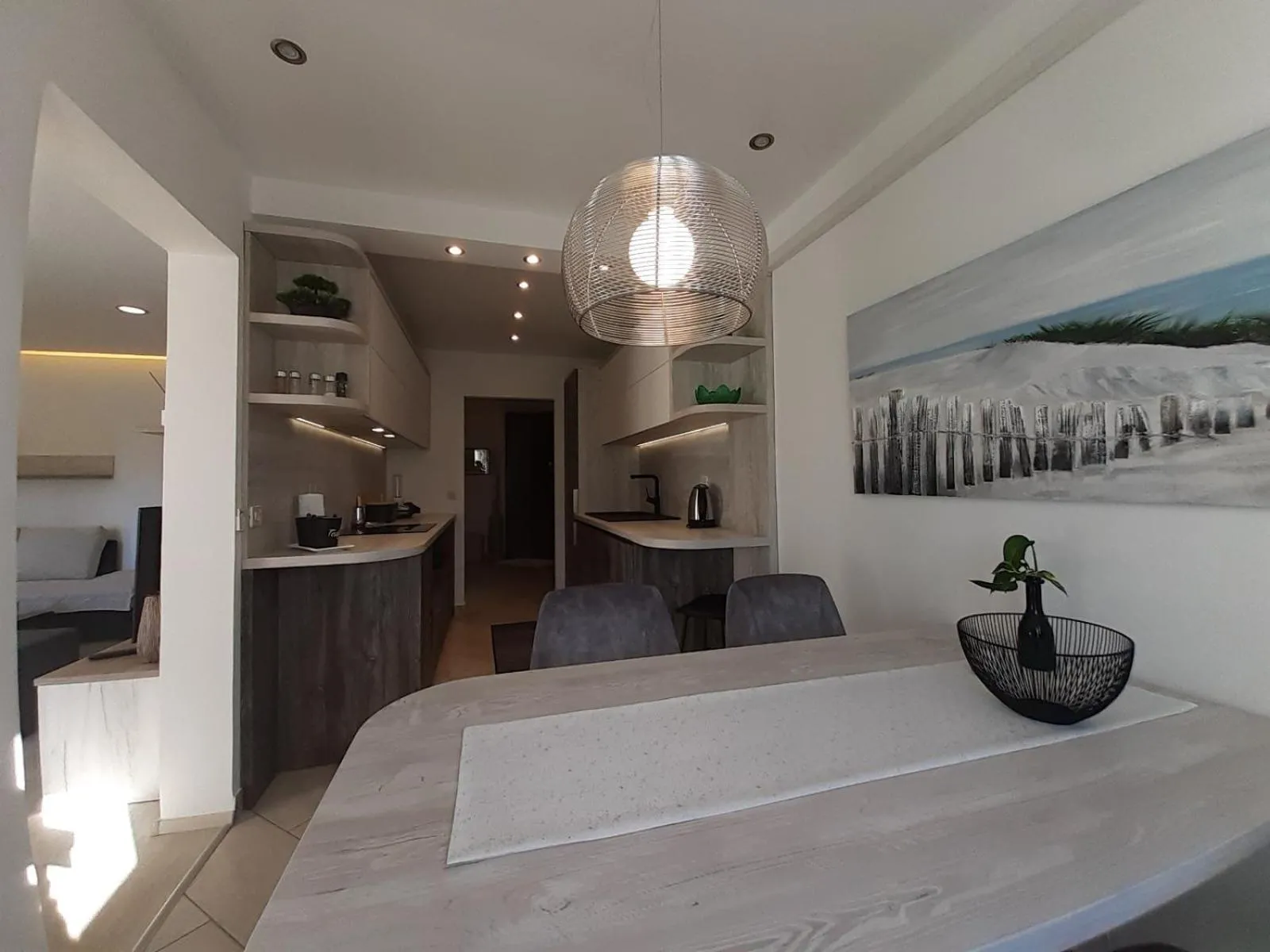 Kitchen or kitchenette in APARTMAN EDDA ****