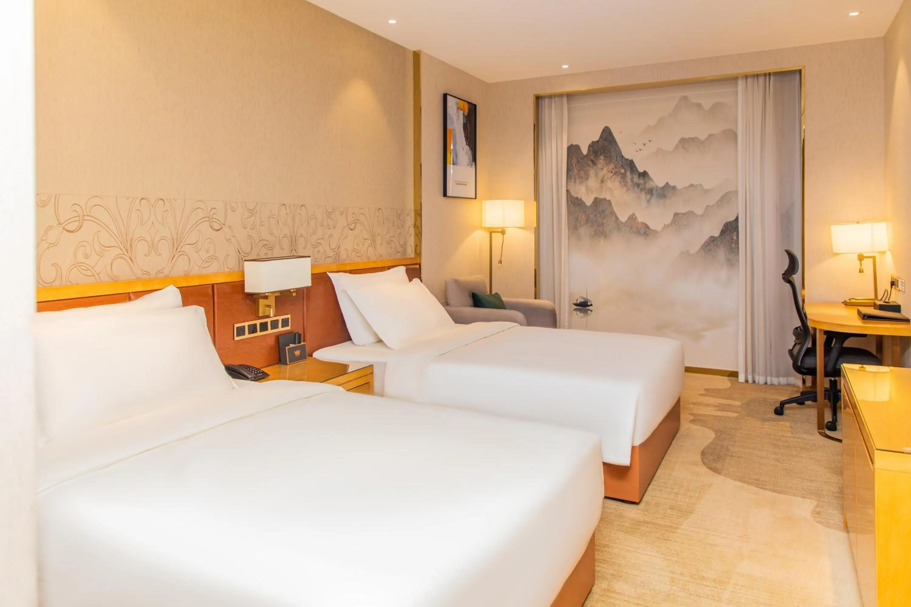 Photo of the whole room, Bed in The Venetian Hotel