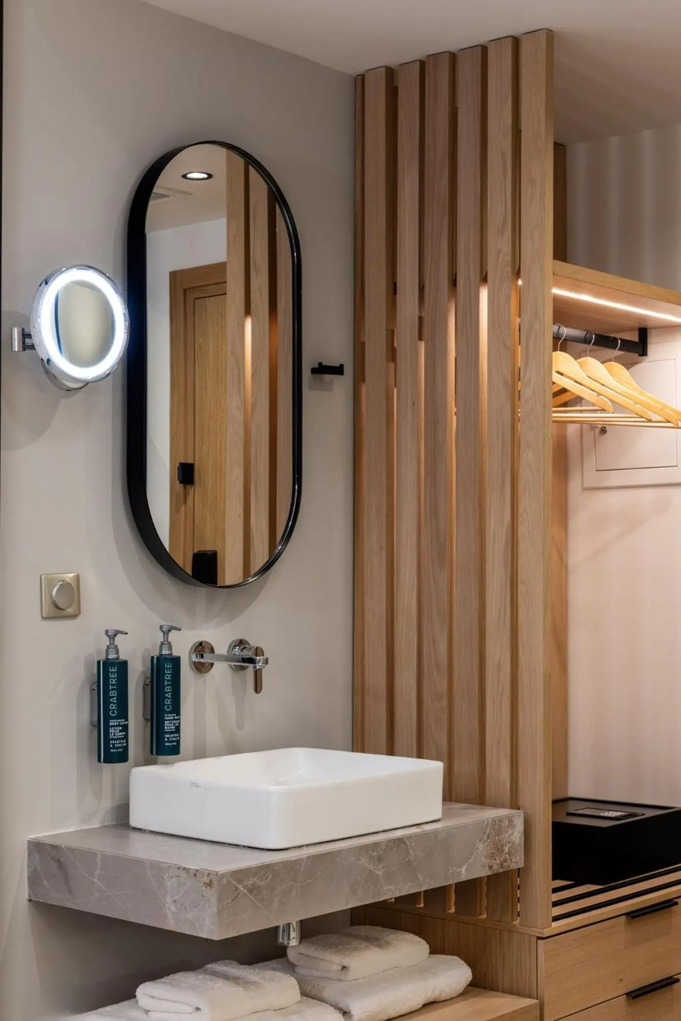 Bathroom in Hilton Garden Inn Athens Syggrou Avenue