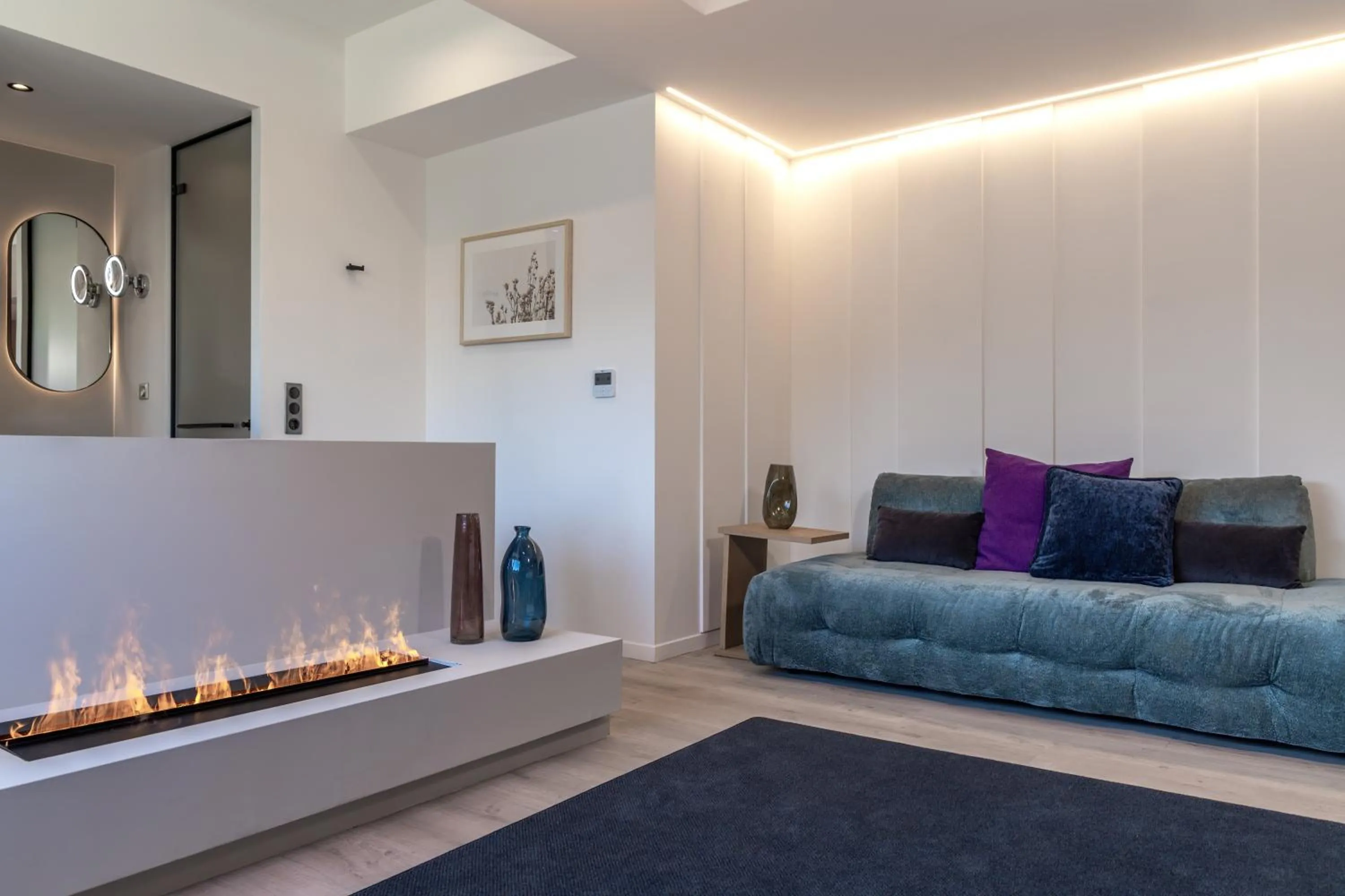 Seating area in Hilton Garden Inn Athens Syggrou Avenue