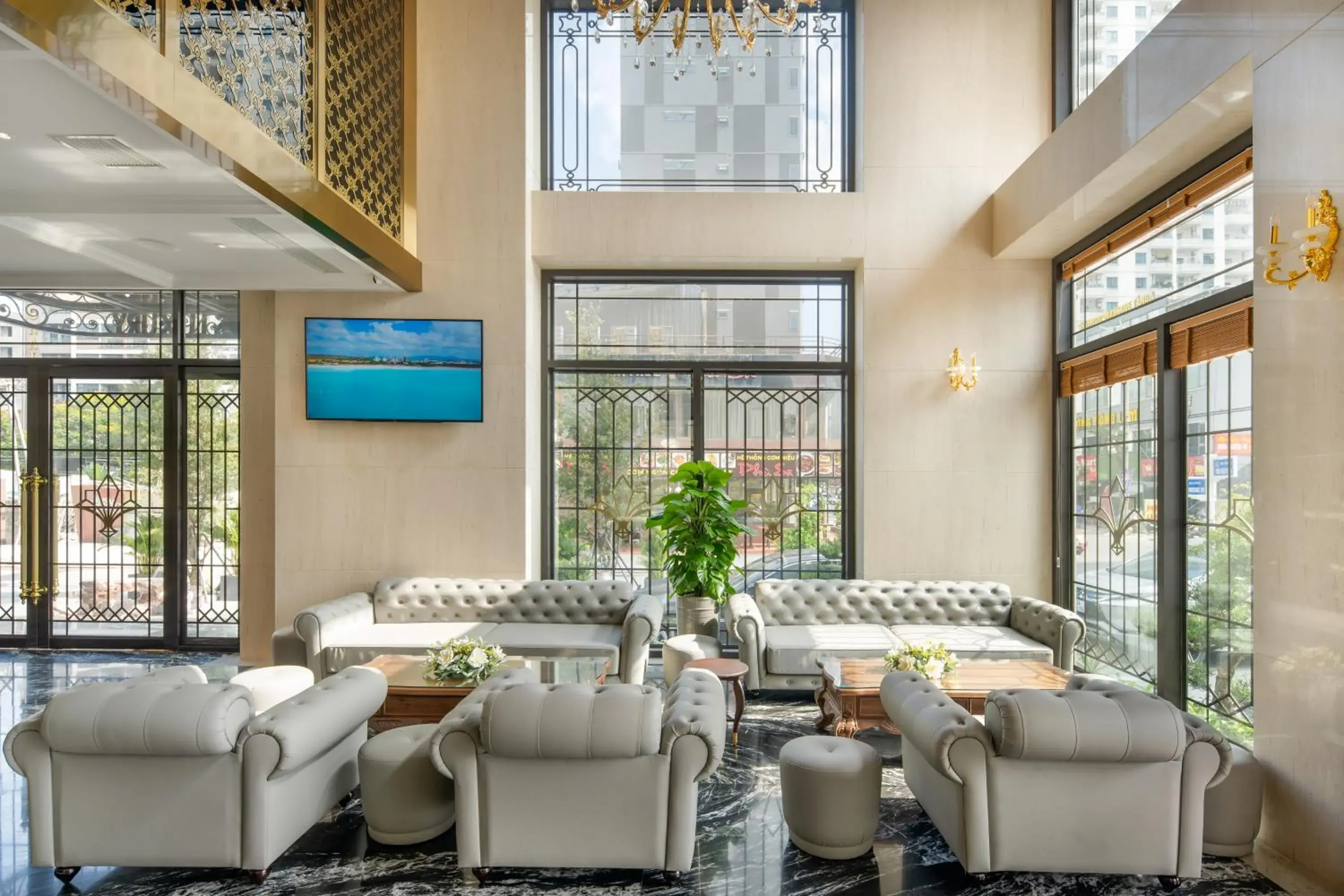 Lobby or reception in Golden Lotus Luxury Hotel Danang - Complimentary Daily Afternoon Tea Lobby or reception in Golden Lotus Luxury Hotel Danang - Complimentary Daily Afternoon Tea