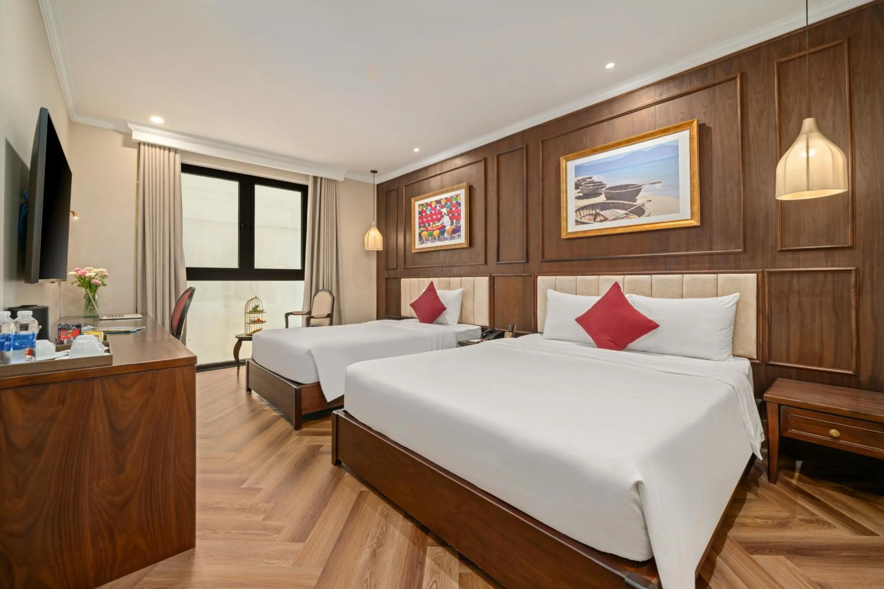 Bed in Golden Lotus Luxury Hotel Danang - Complimentary Daily Afternoon Tea