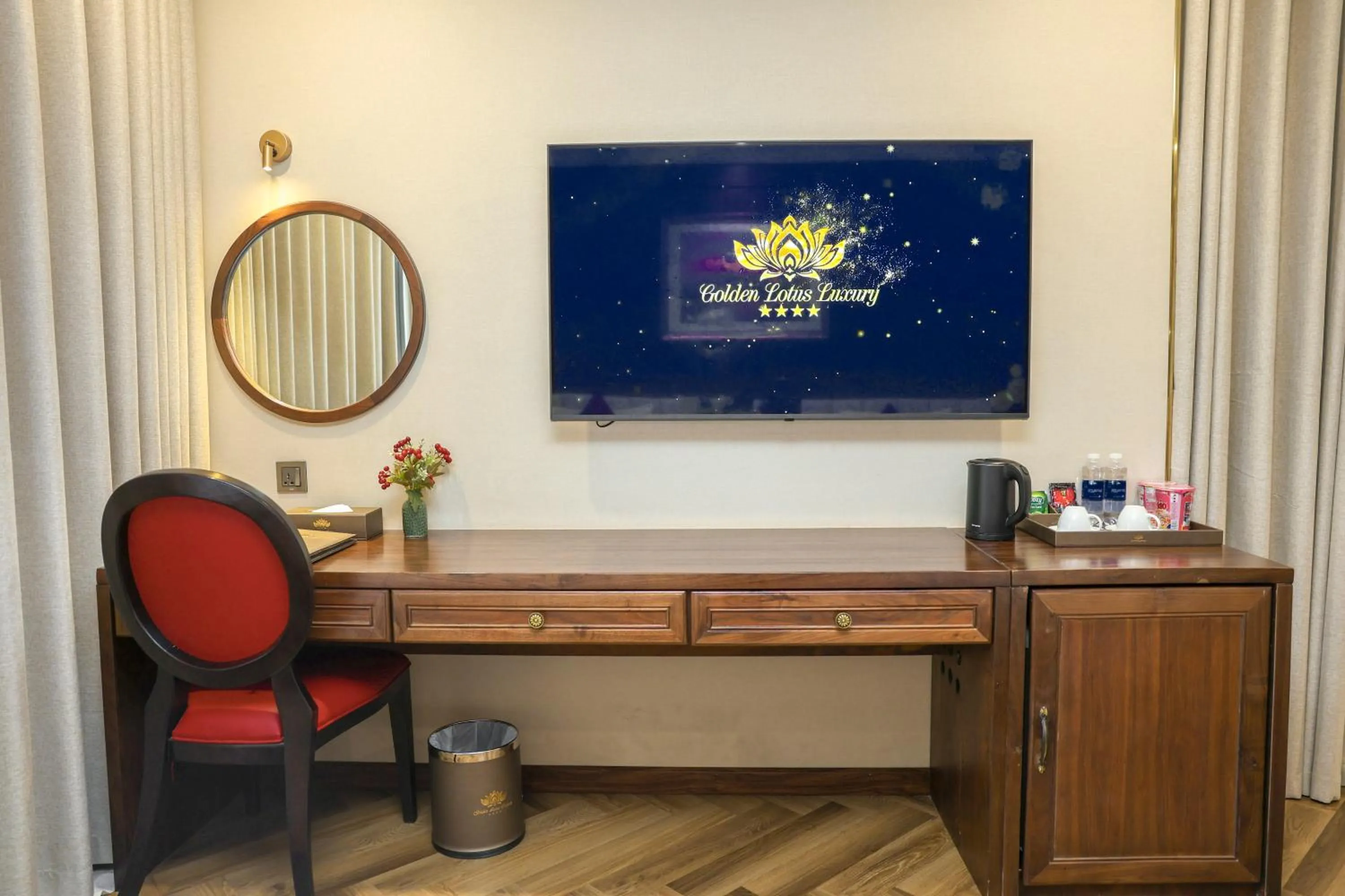 Business facilities in Golden Lotus Luxury Hotel Danang - Complimentary Daily Afternoon Tea