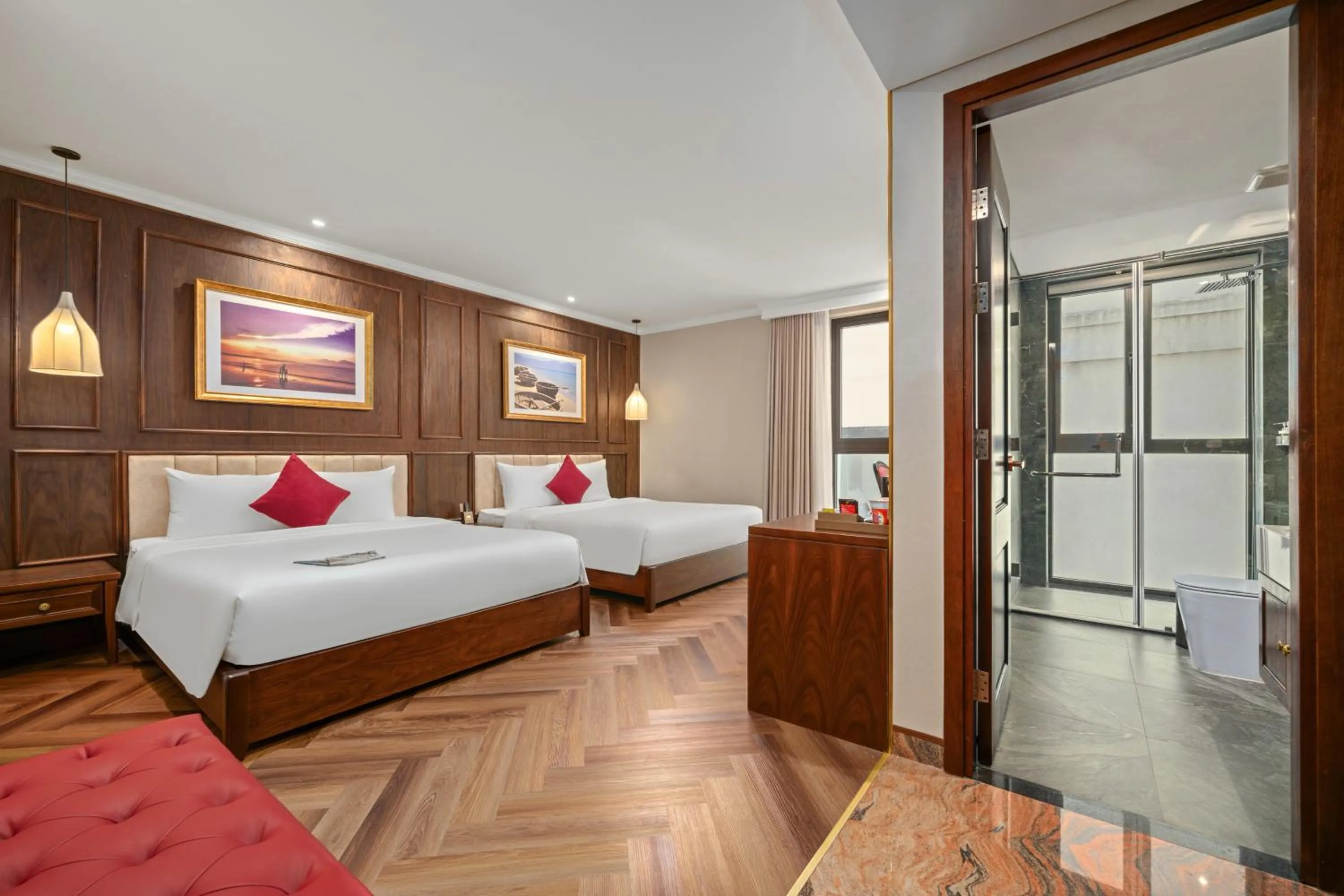 Bed in Golden Lotus Luxury Hotel Danang - Complimentary Daily Afternoon Tea