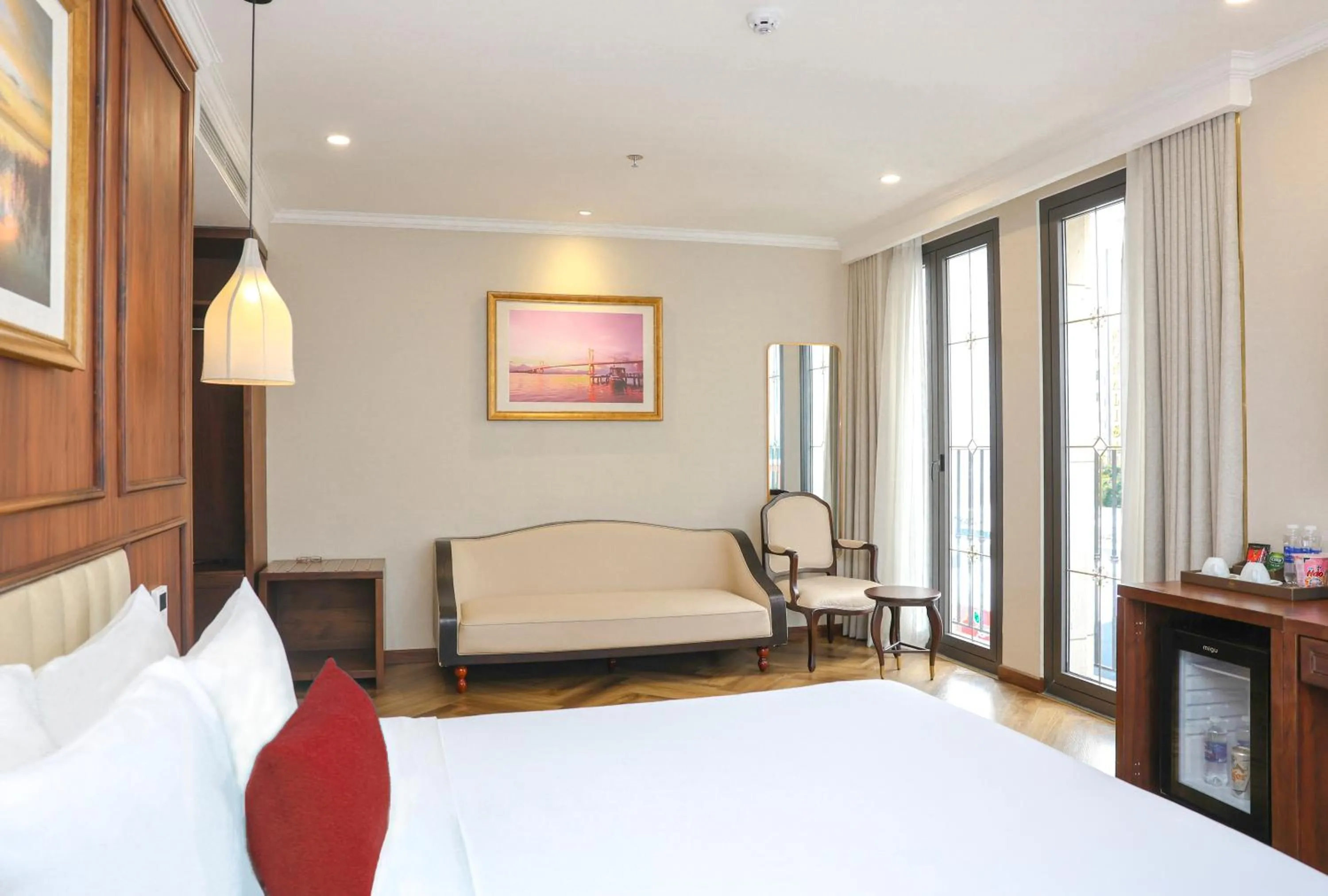 Bed in Golden Lotus Luxury Hotel Danang - Complimentary Daily Afternoon Tea