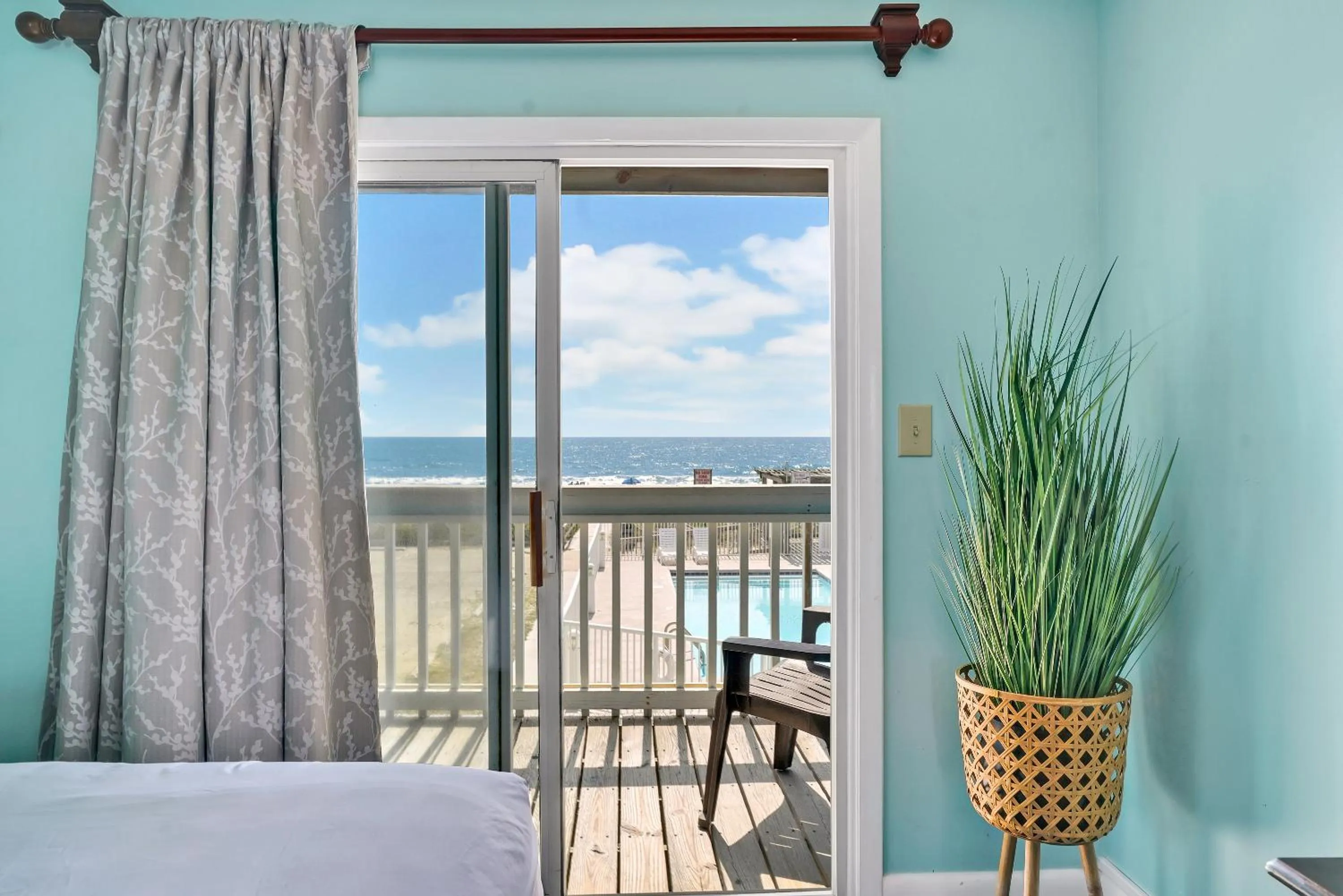 Day, Bed in Admiral's Quarters