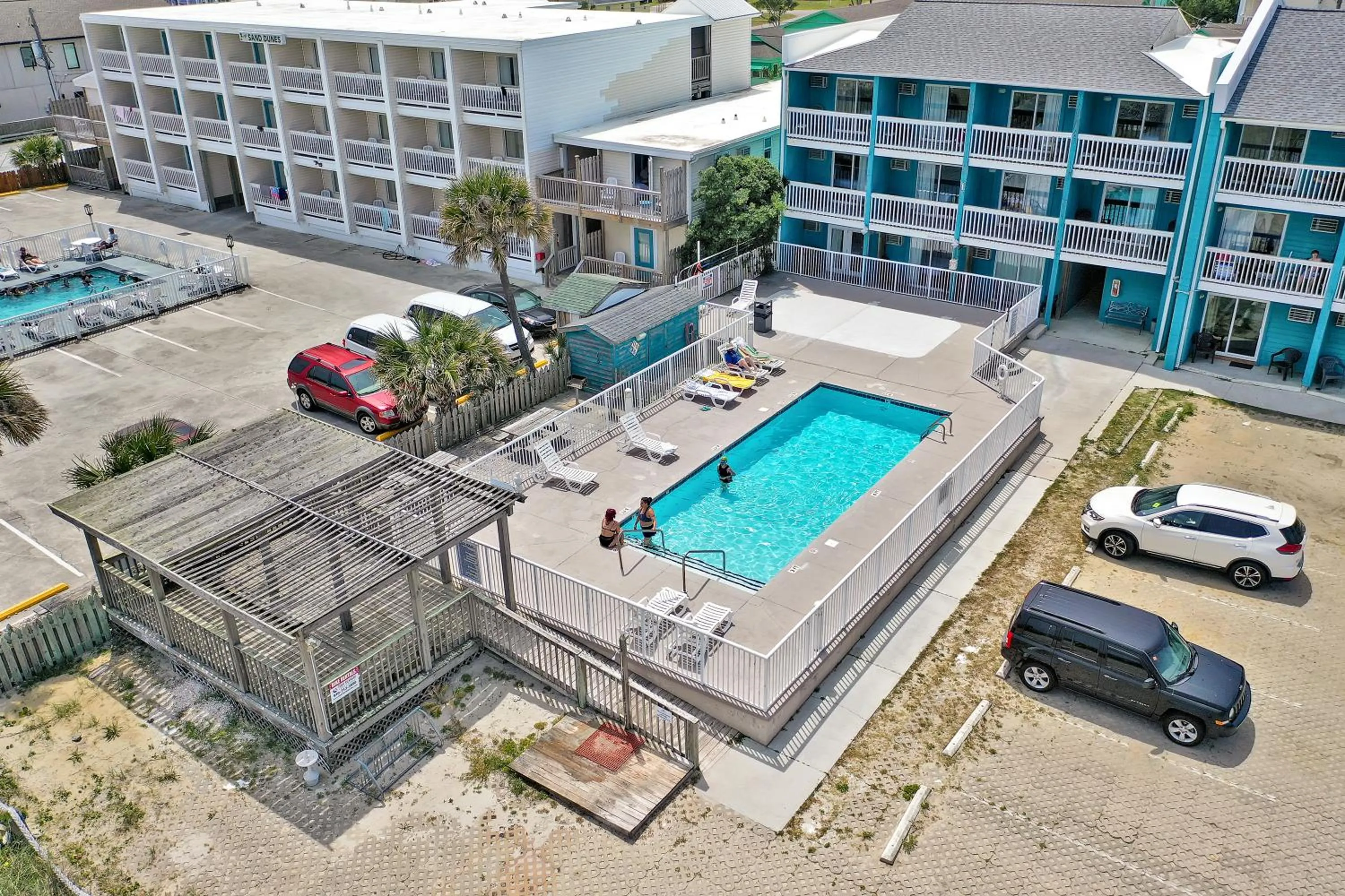 Swimming pool in Admiral's Quarters