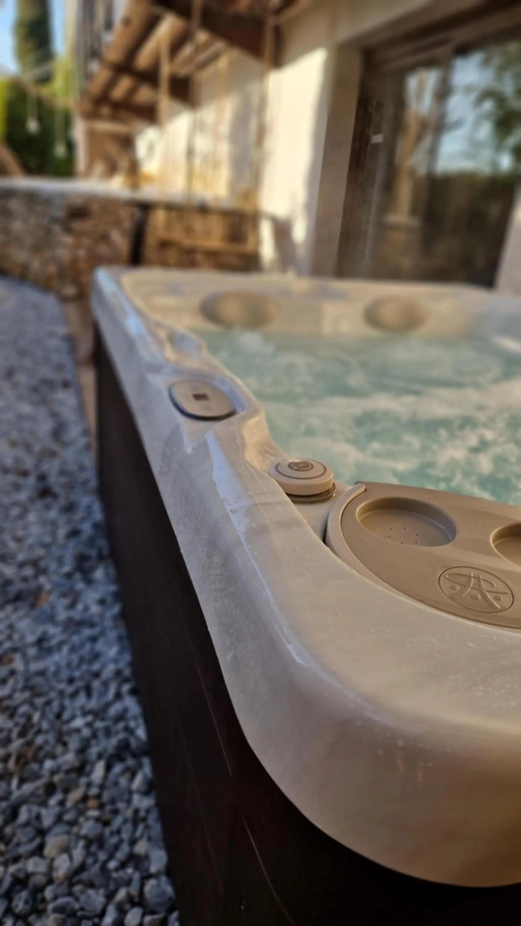 Day in Chambre d'hôte Cigale jacuzzi et jardin privé