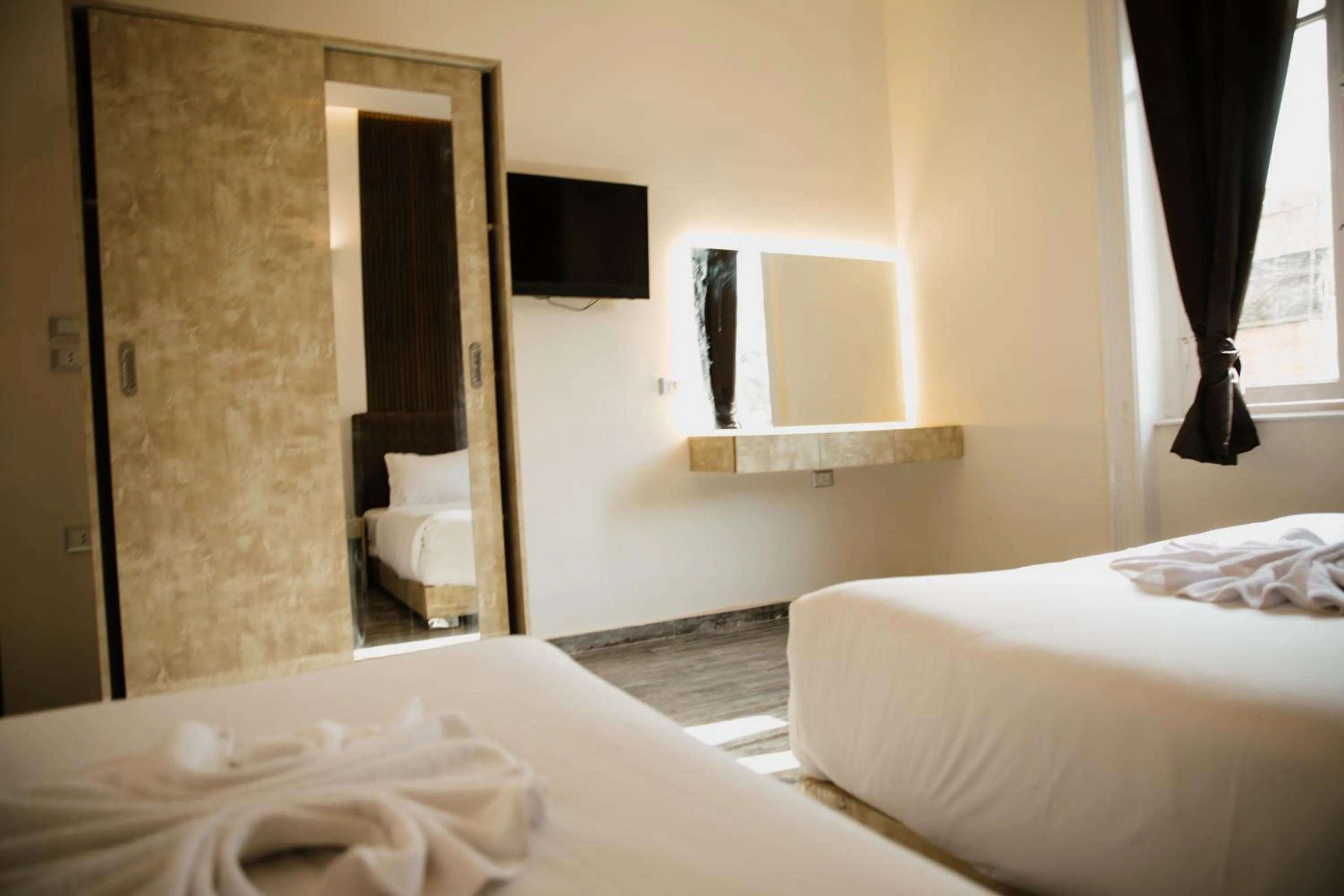 Bedroom, Bed in Tourist Palace Hotel