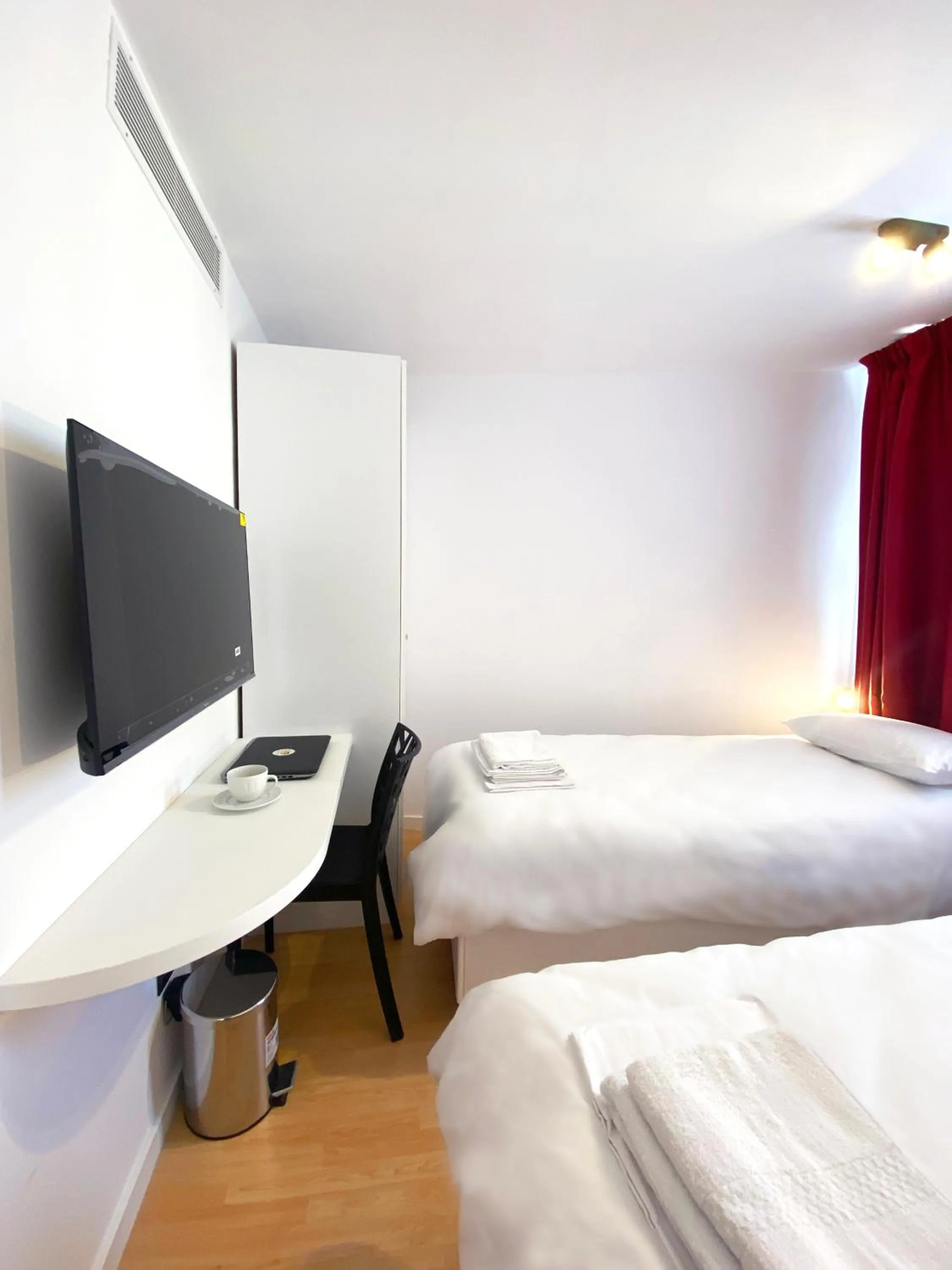 TV and multimedia, Bed in Citizen Suites