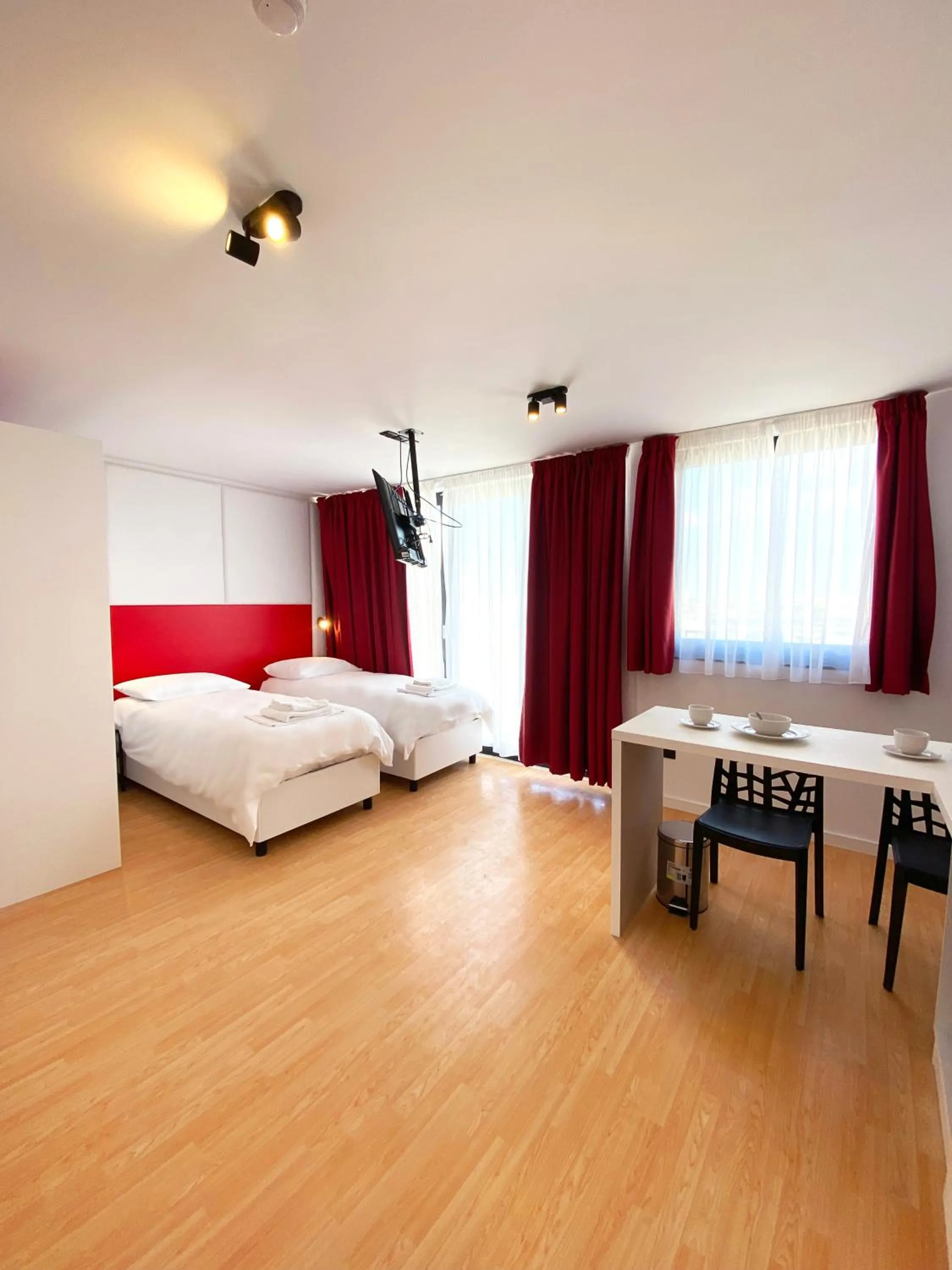 Bedroom, Bed in Citizen Suites