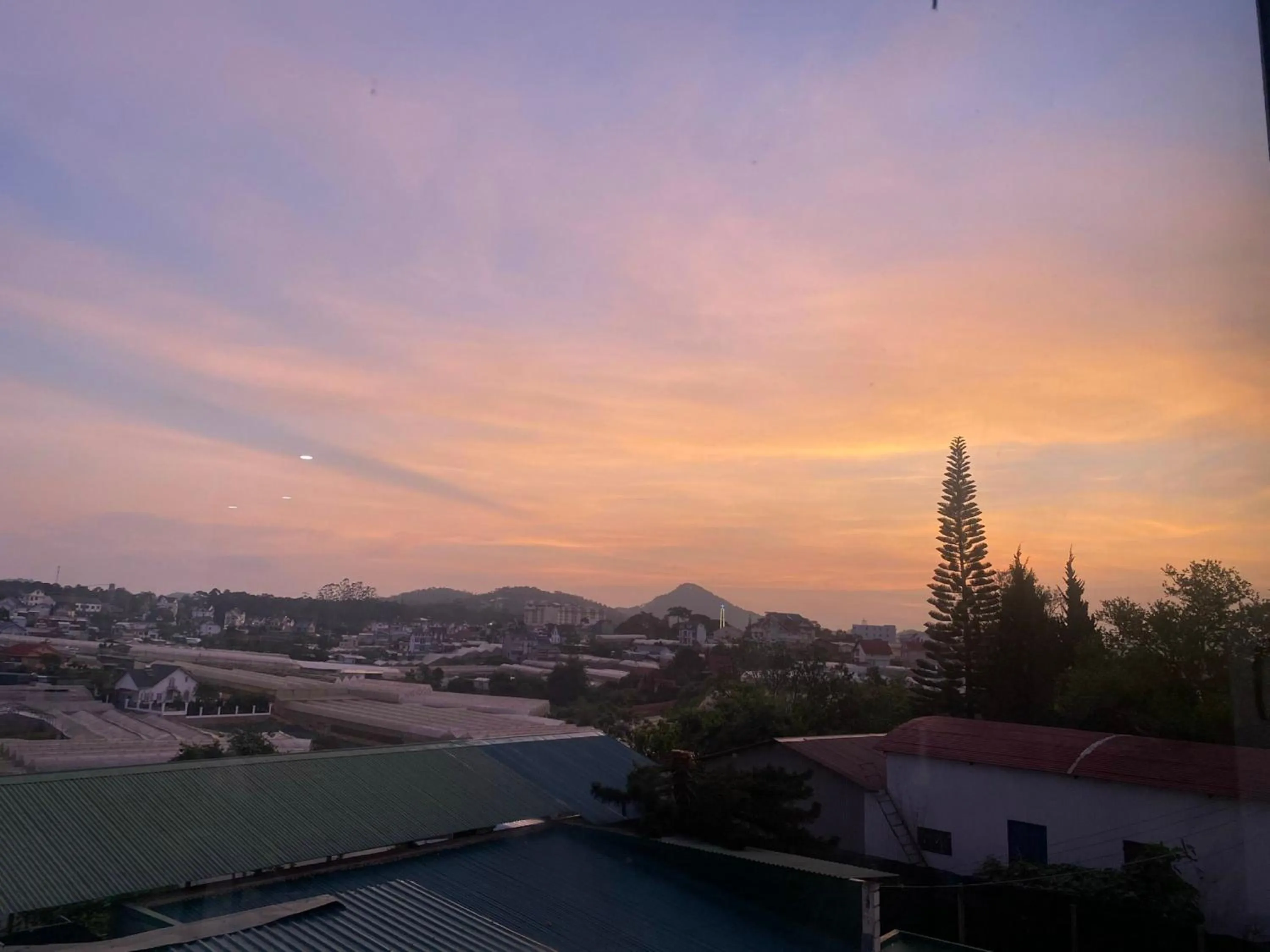 Day in Thung Lũng Xanh TQK Hotel