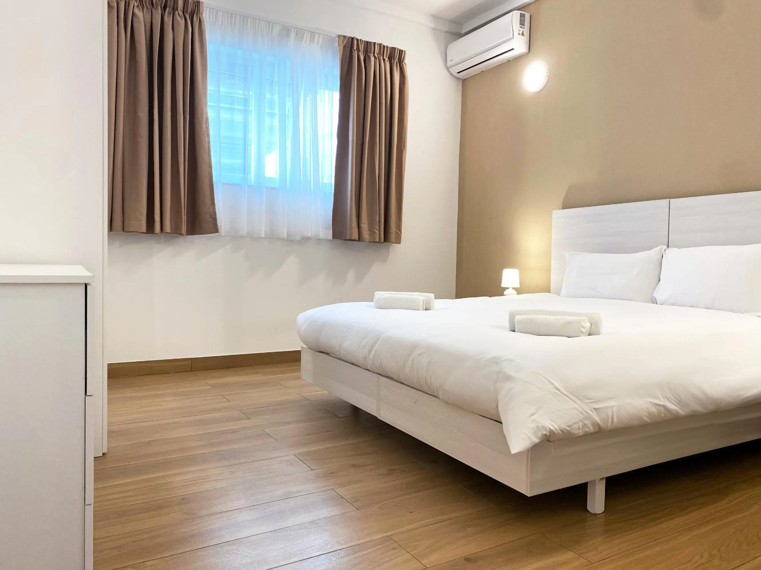 Bed in Miami Apartments