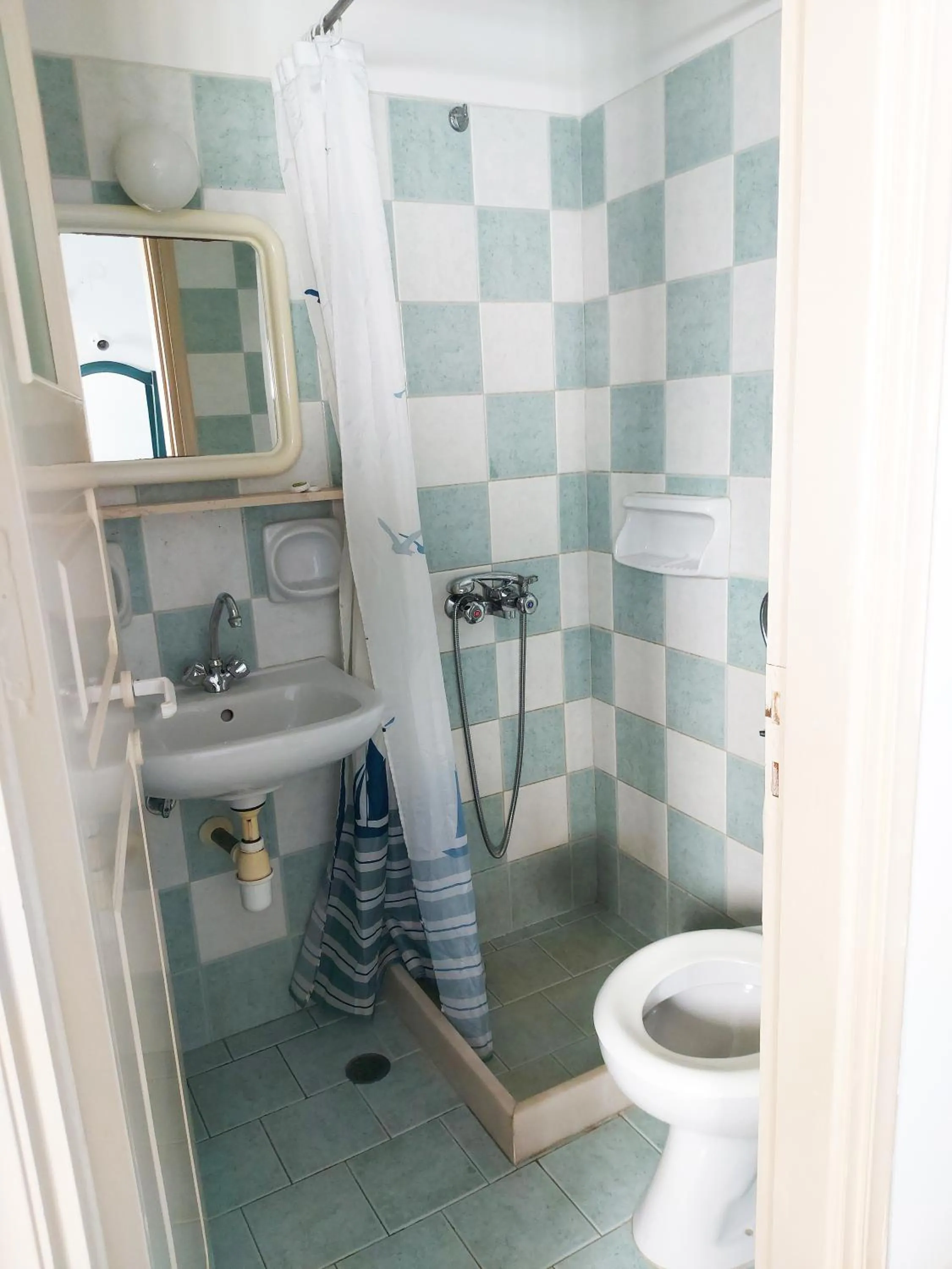 Toilet in Aigaio View Studios & Rooms
