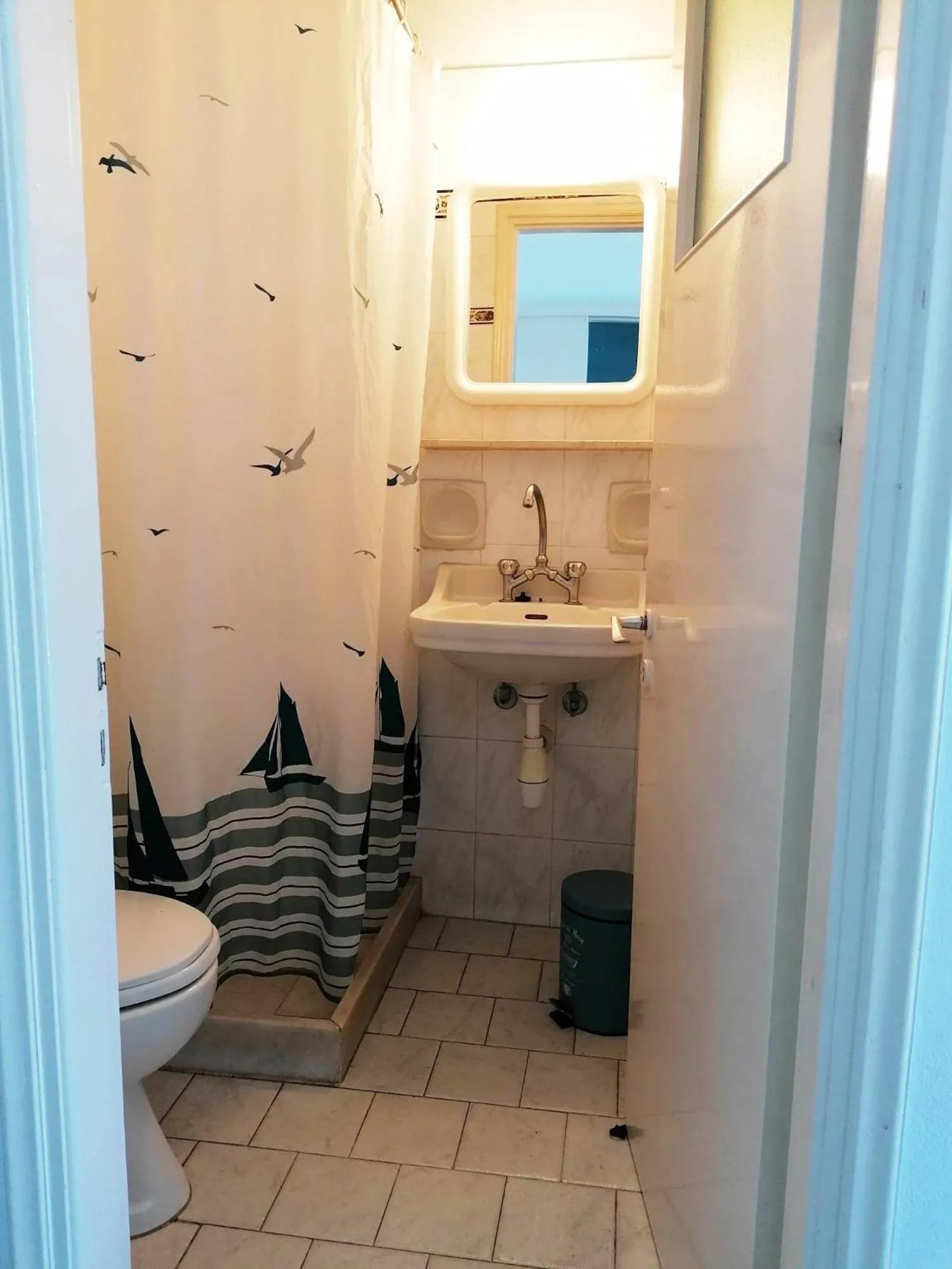 Toilet in Aigaio View Studios & Rooms