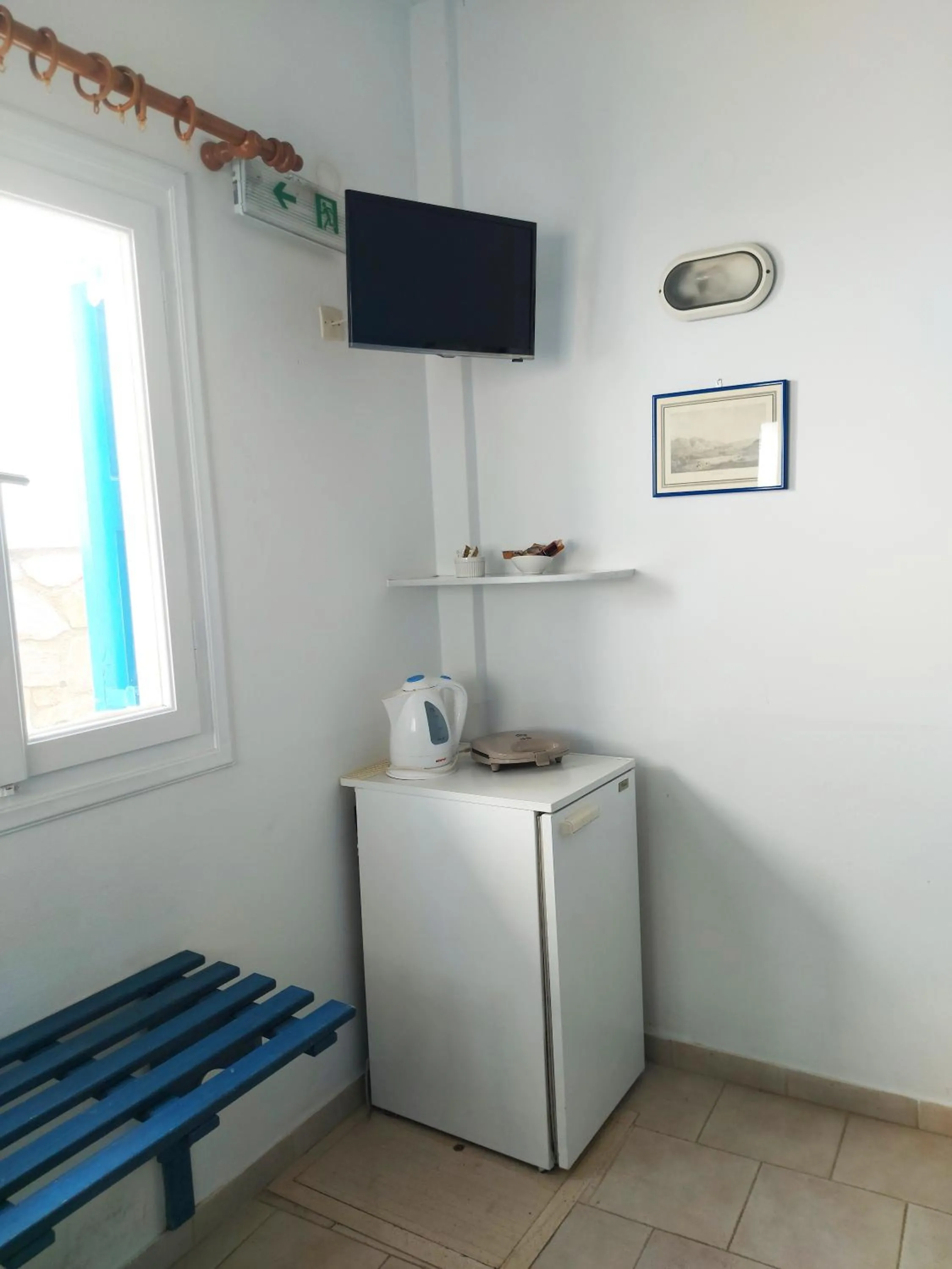 TV and multimedia in Aigaio View Studios & Rooms