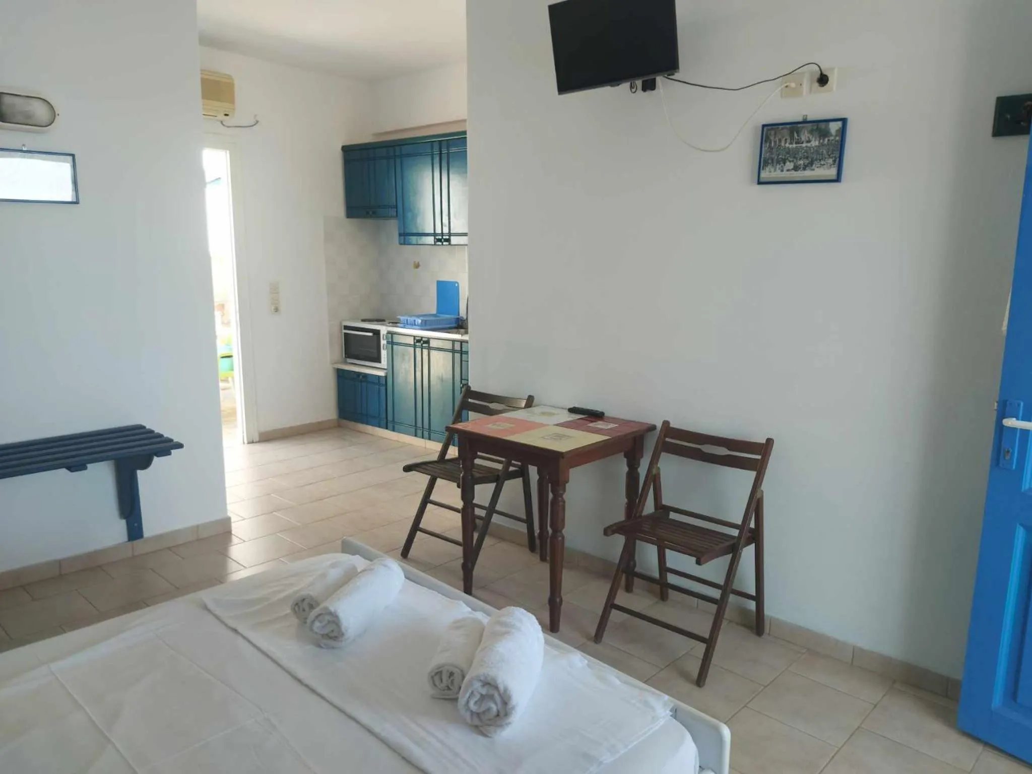 Photo of the whole room in Aigaio View Studios & Rooms