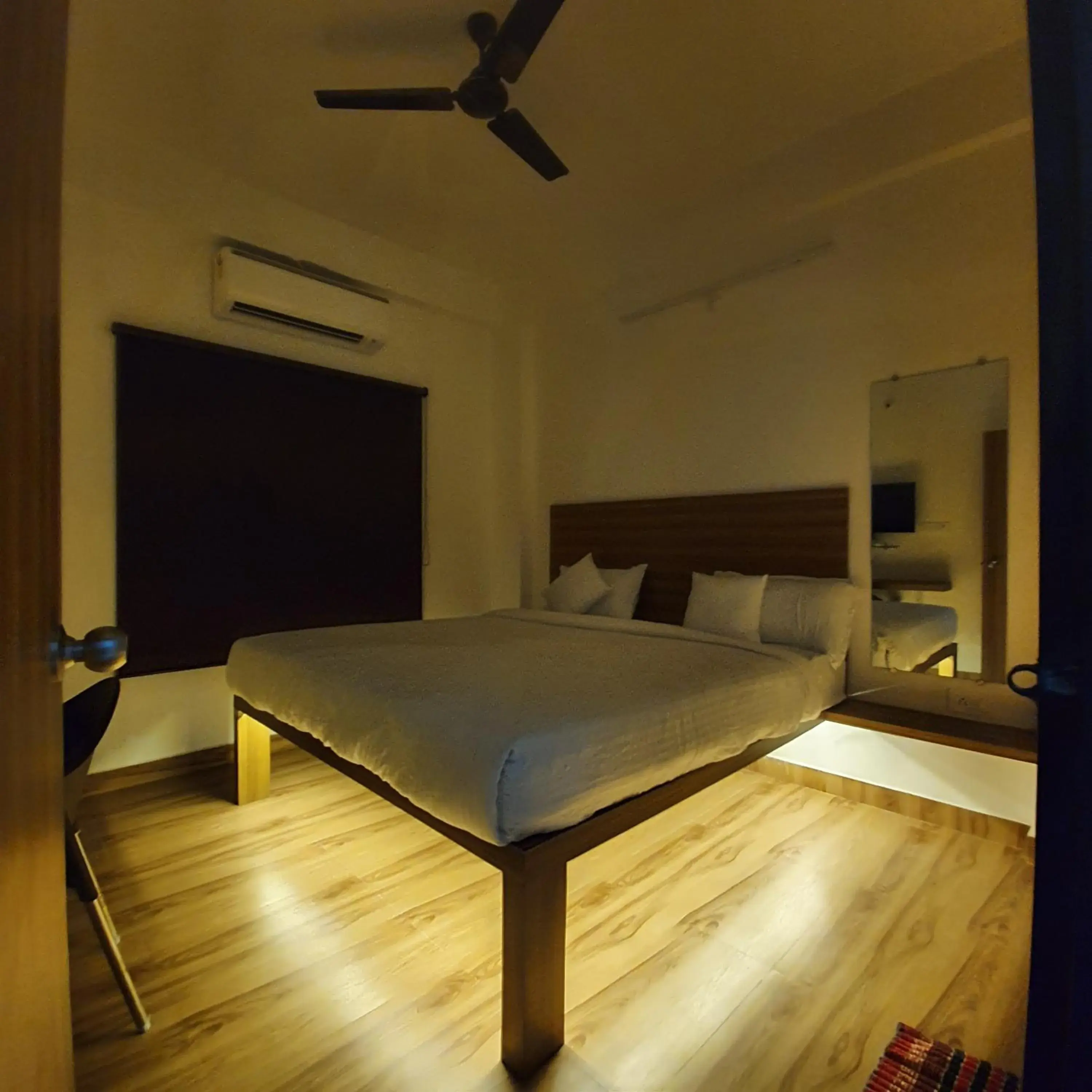 View (from property/room), Bed in SUKH PALACE View (from property/room), Bed in SUKH PALACE