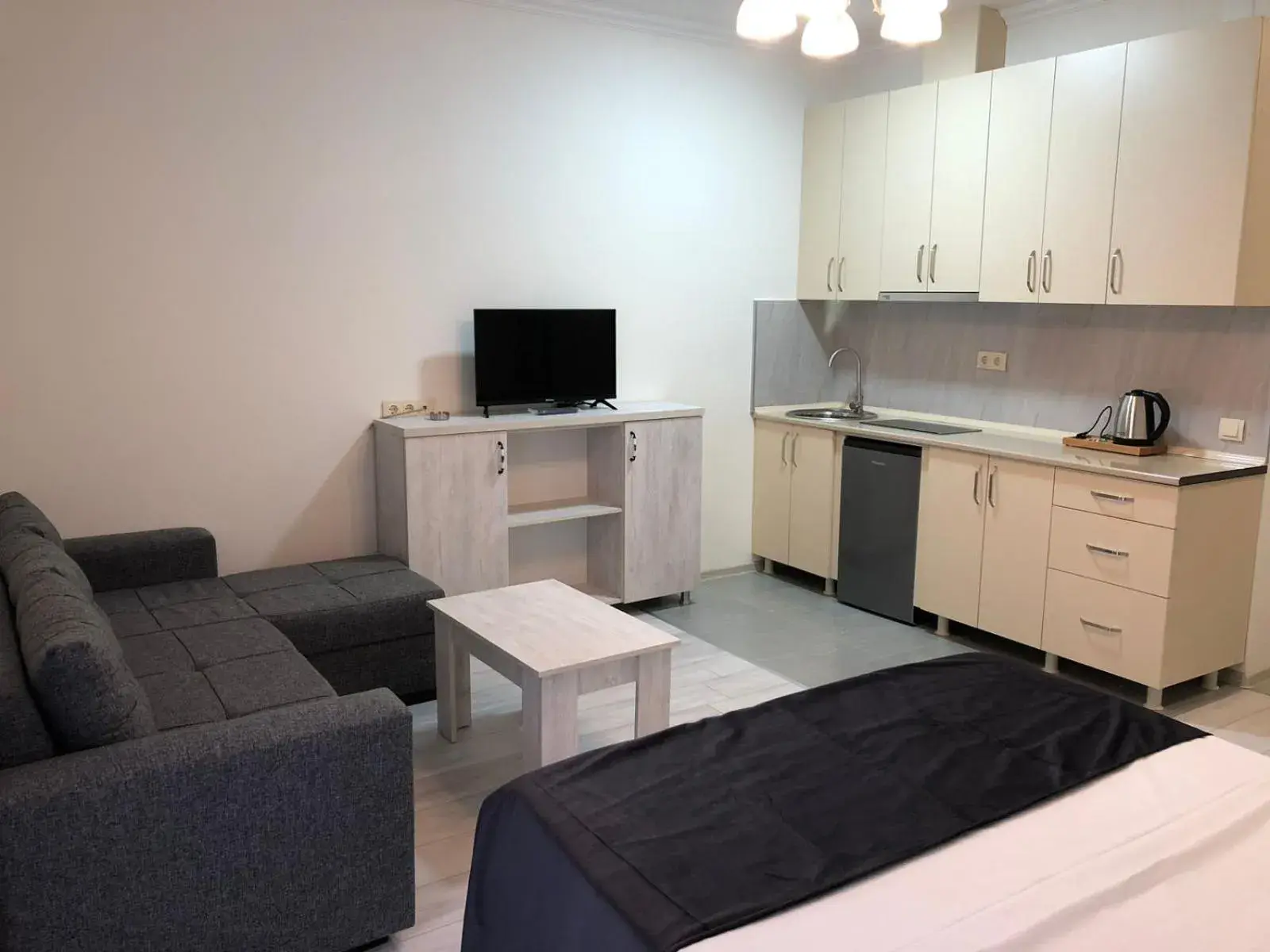 Triple Room in Salami Residence Triple Room in Salami Residence