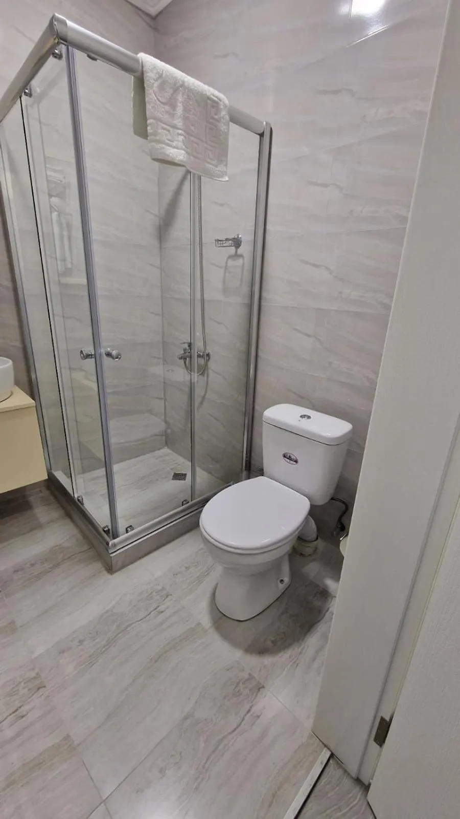 Shower in Salami Residence