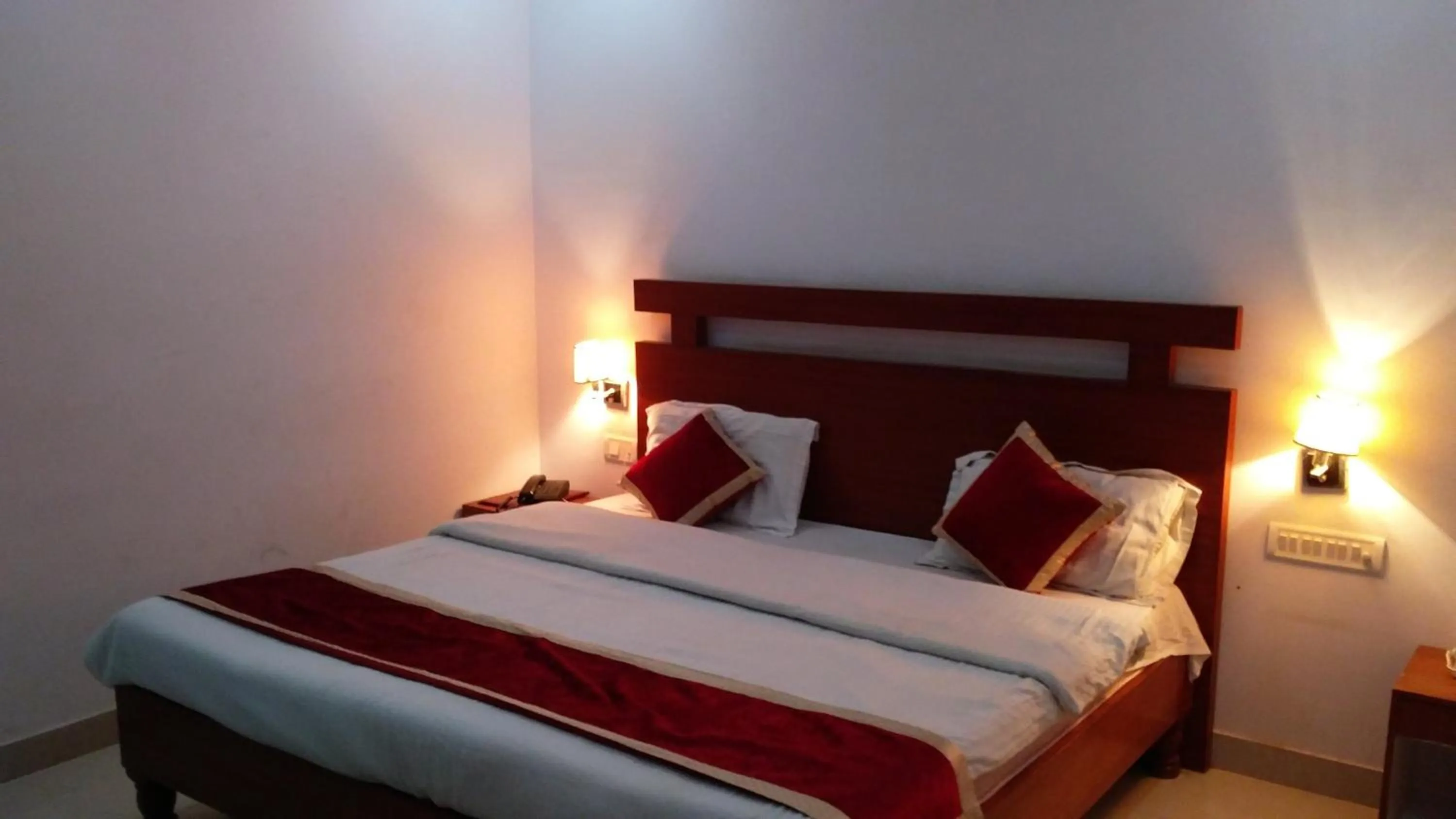 Bedroom in Euro Star Inn