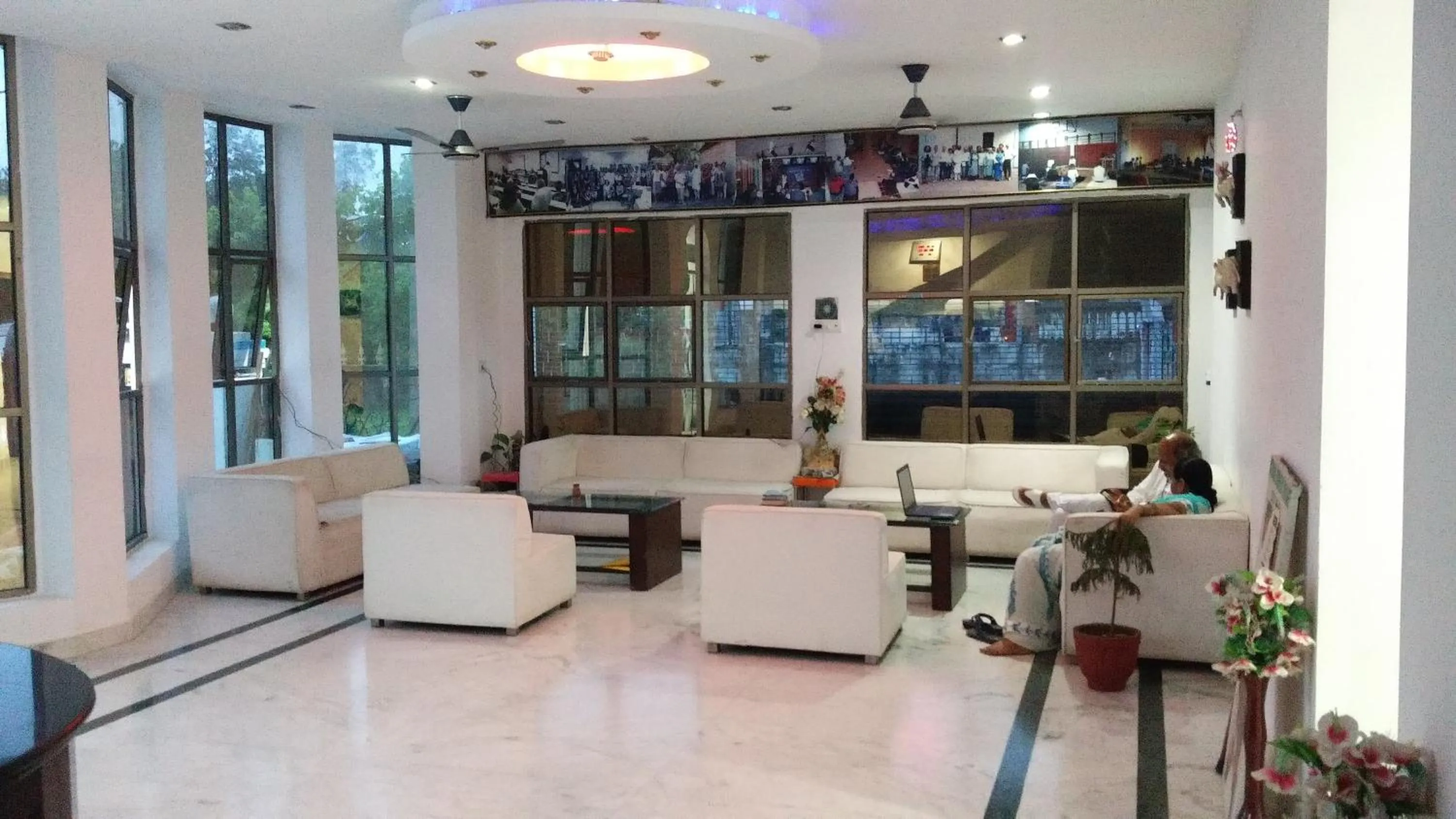 Seating area in Euro Star Inn