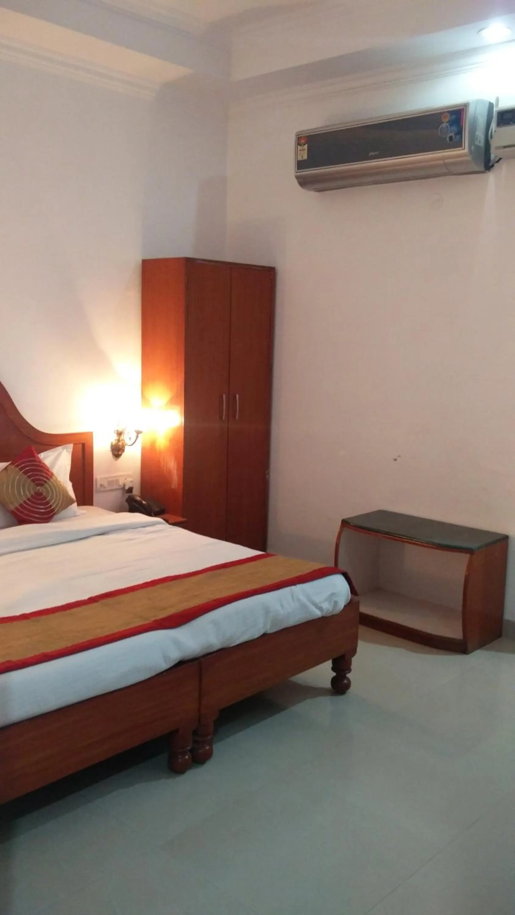 Bed in Euro Star Inn