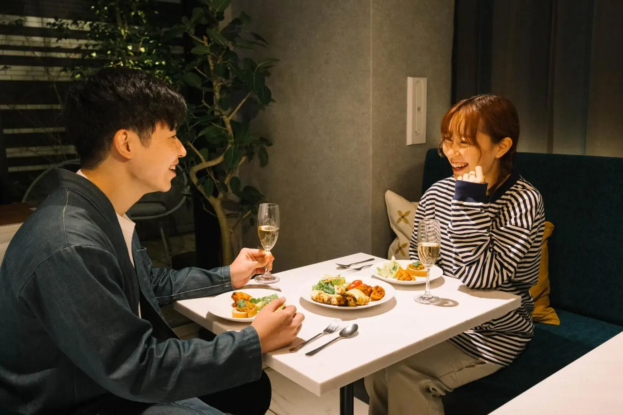 Restaurant/places to eat in R Hotel Namba South Restaurant/places to eat in R Hotel Namba South