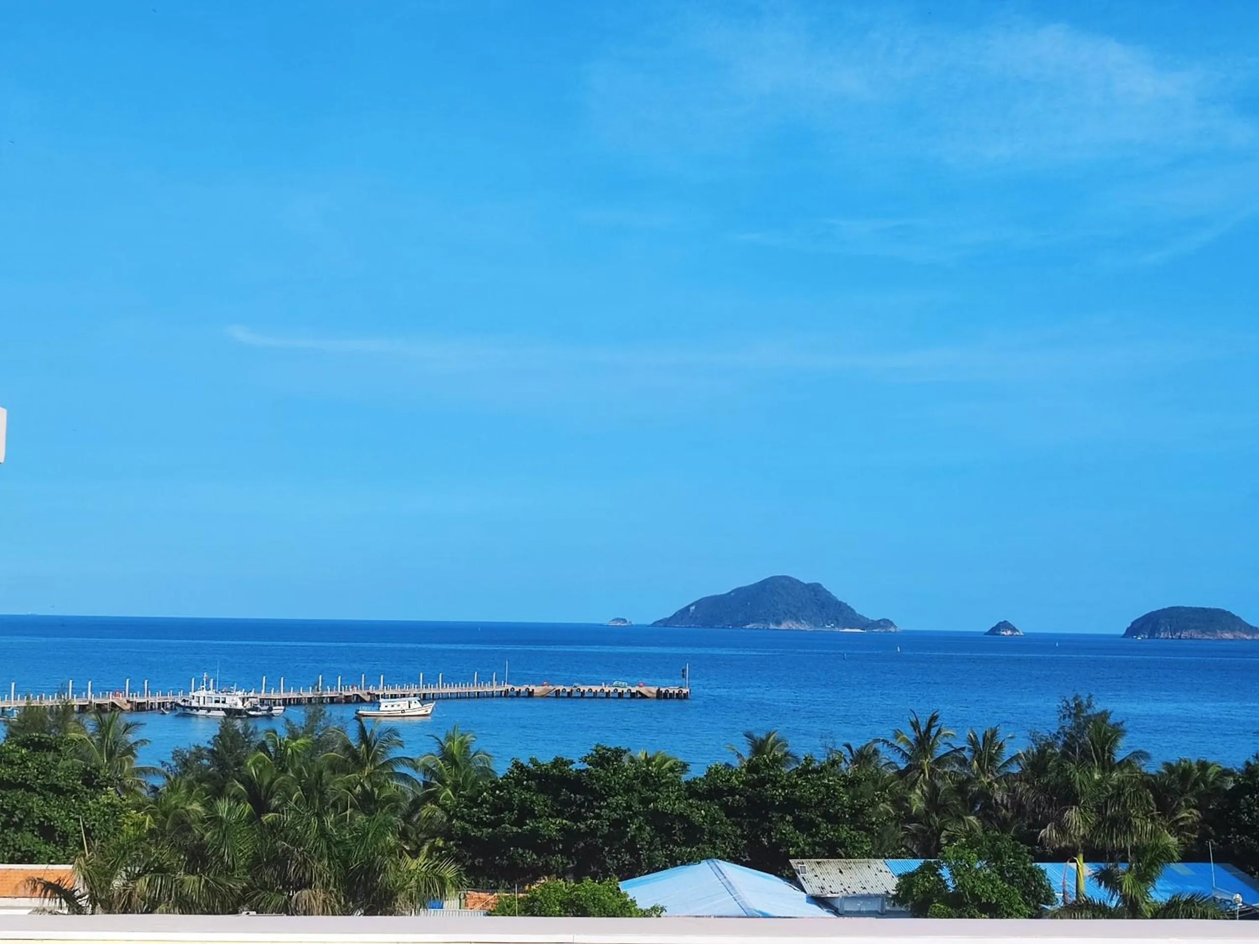Mountain view in Hoàng Anh Côn Đảo Hotel