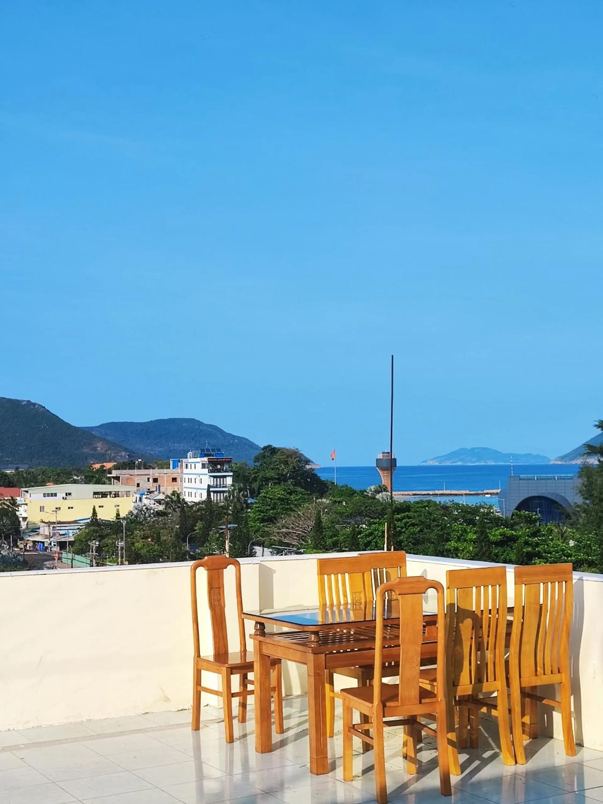 Mountain view in Hoàng Anh Côn Đảo Hotel