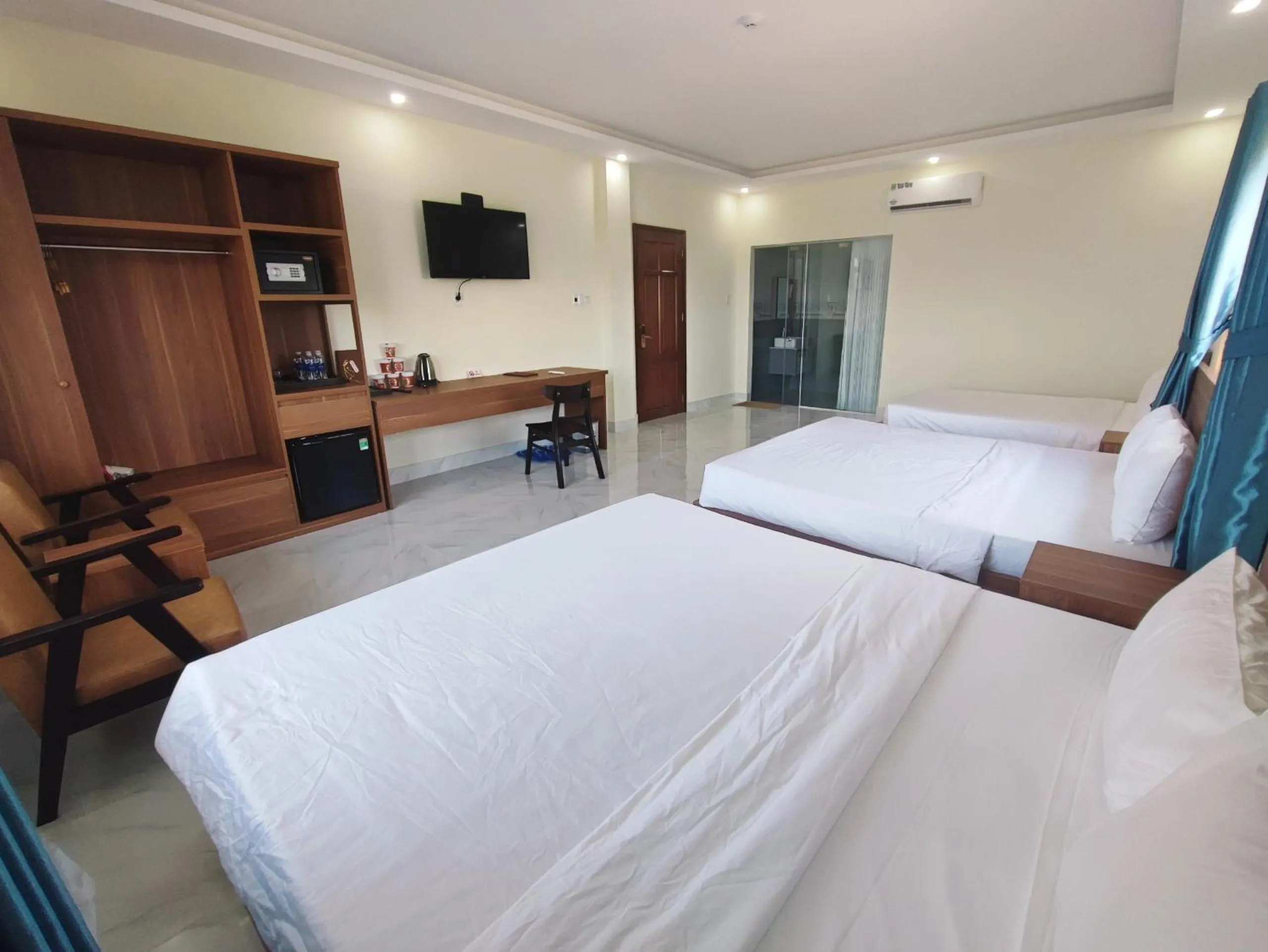 hair dresser, Bed in Hoàng Anh Côn Đảo Hotel