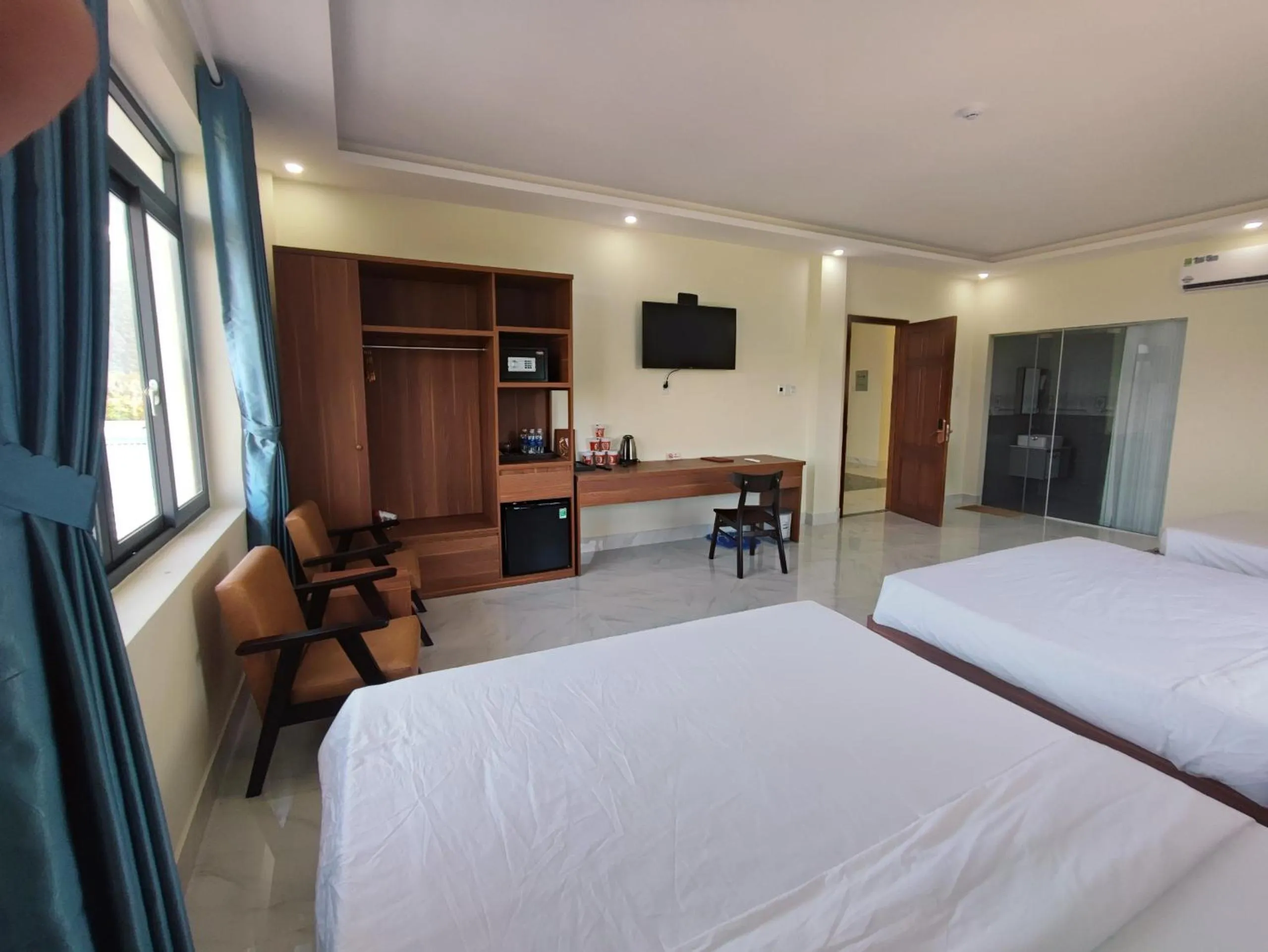 hair dresser, Bed in Hoàng Anh Côn Đảo Hotel