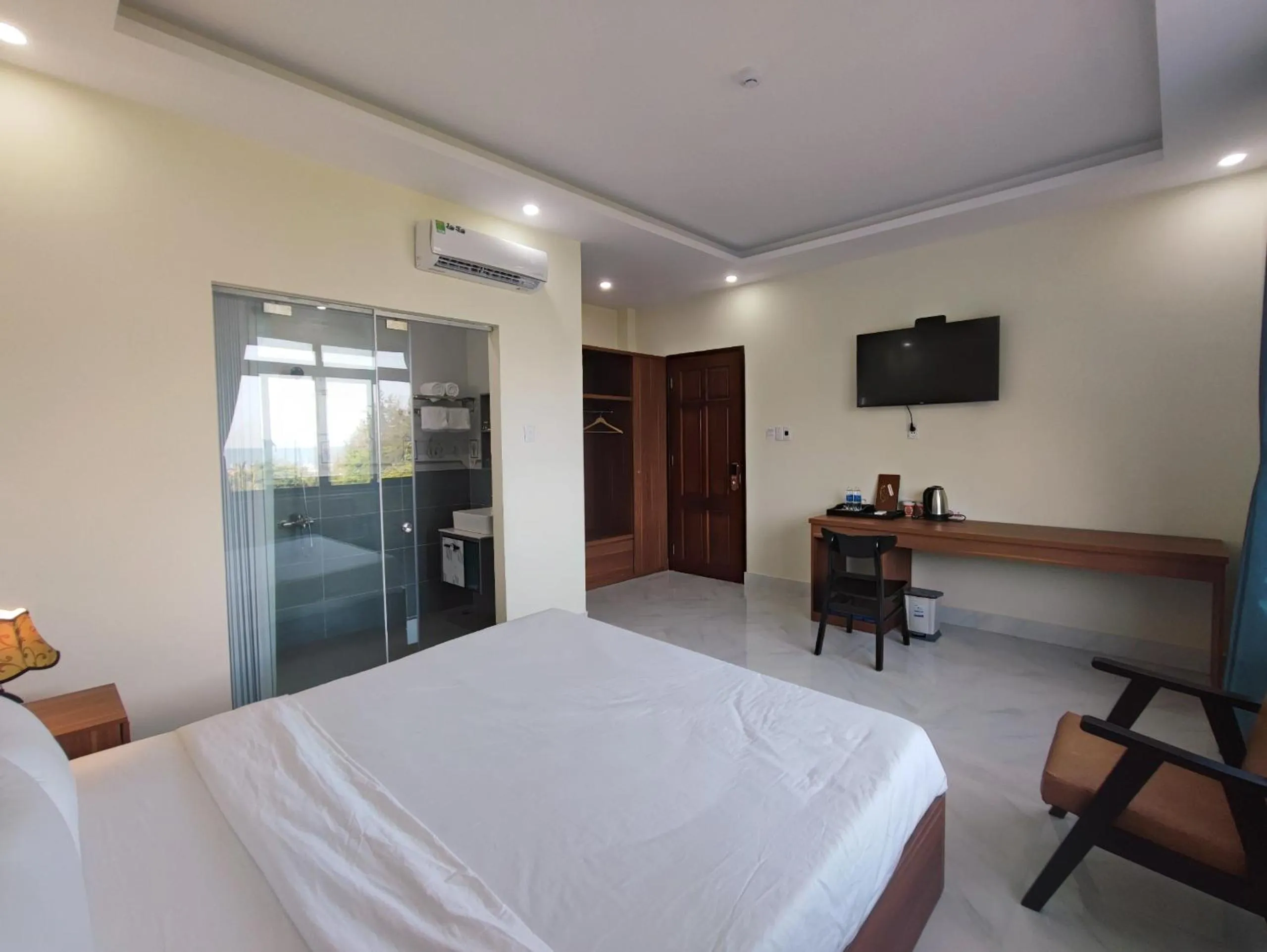 hair dresser, Bed in Hoàng Anh Côn Đảo Hotel